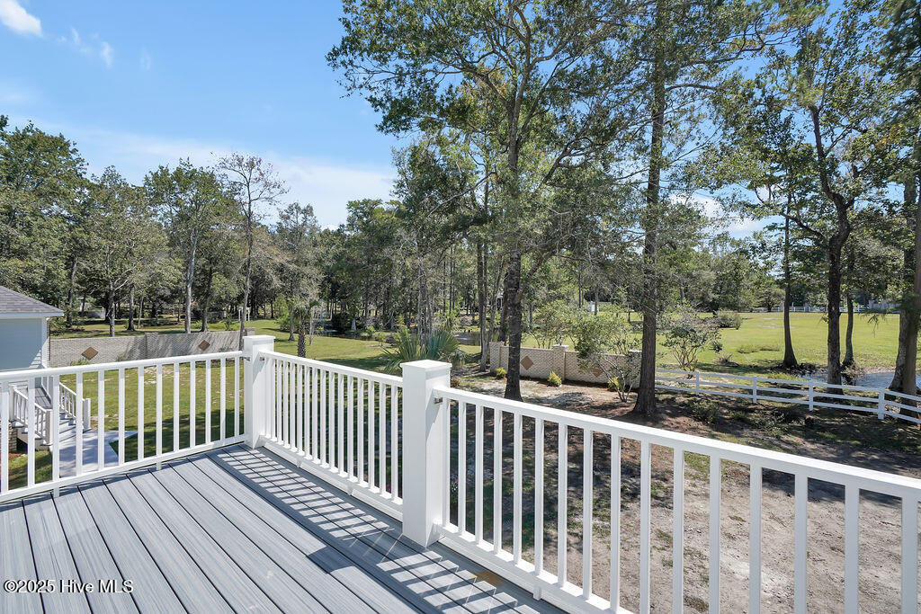 100529552 | Photo 39