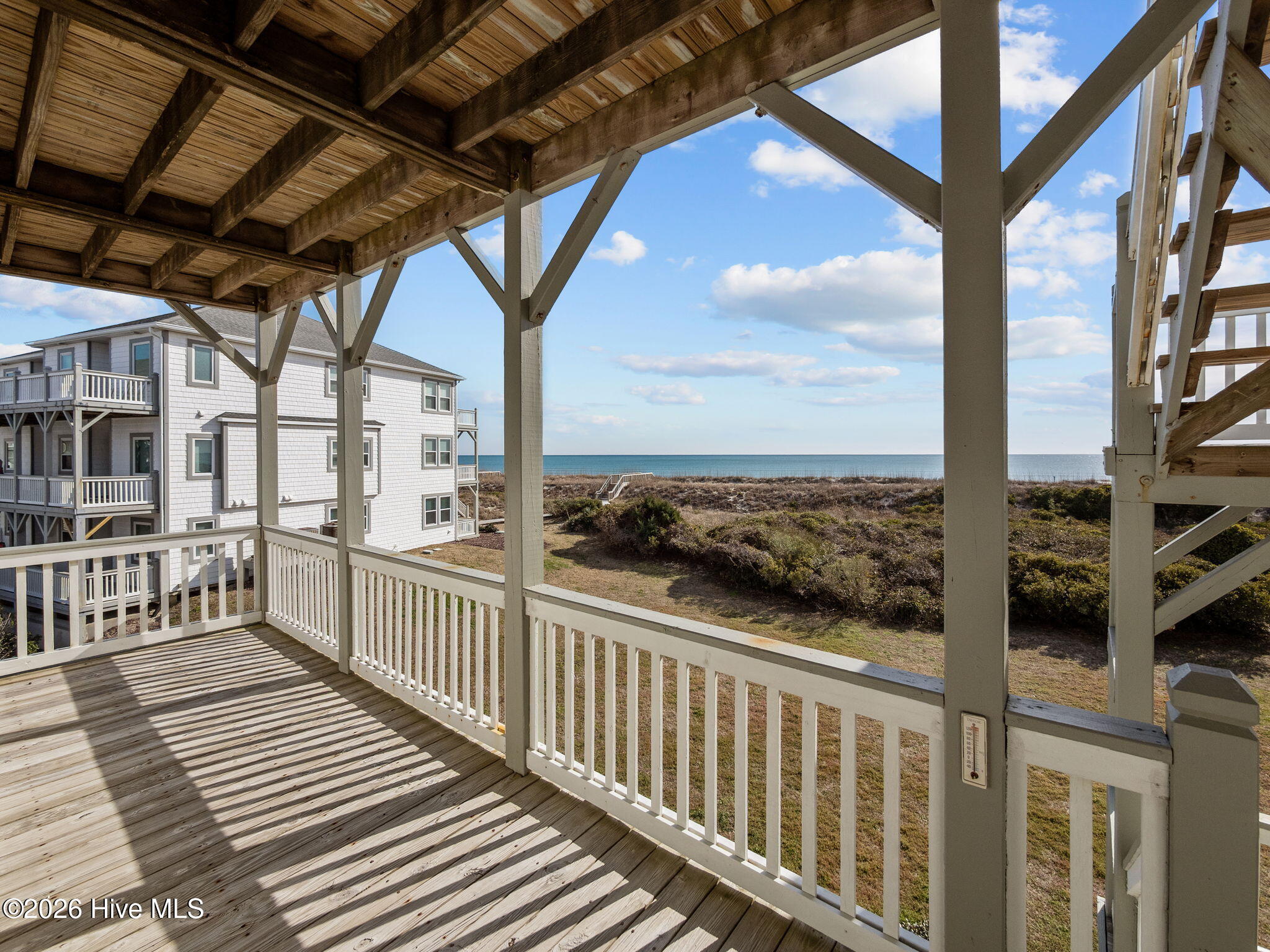 100552936 | Photo 33