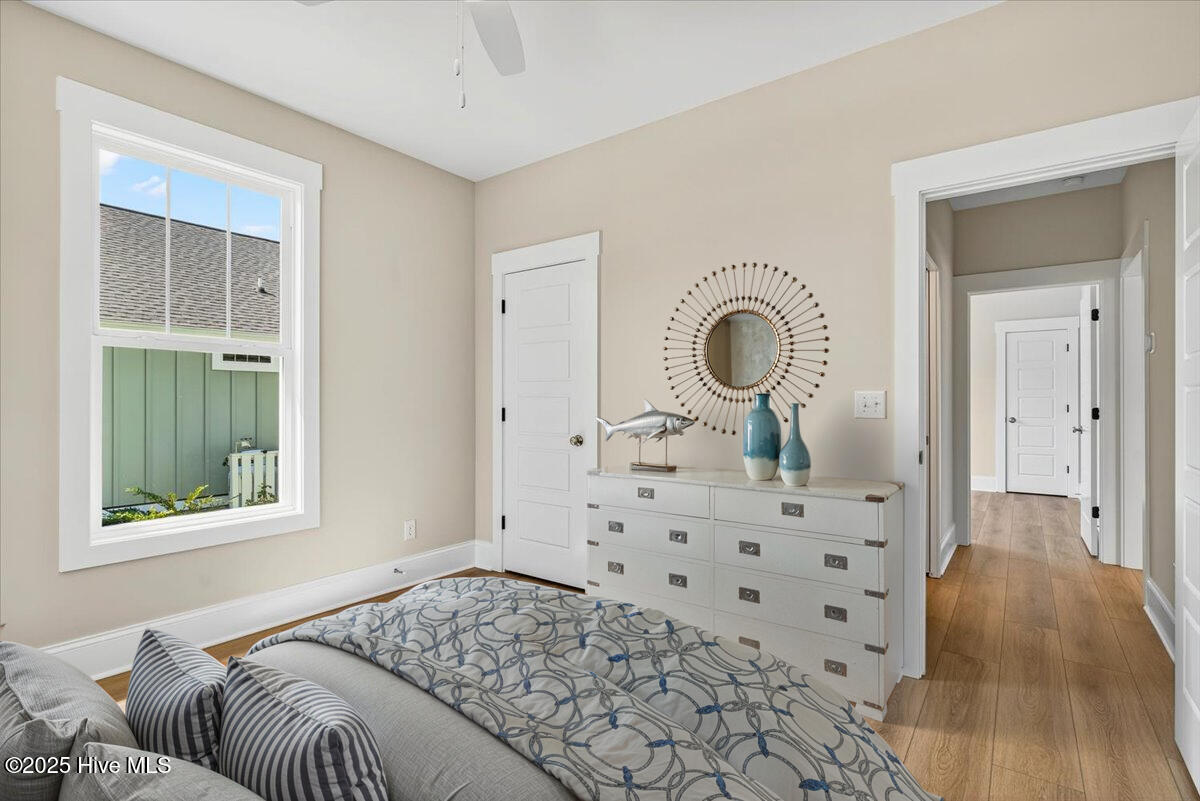 100504765 | Photo 19