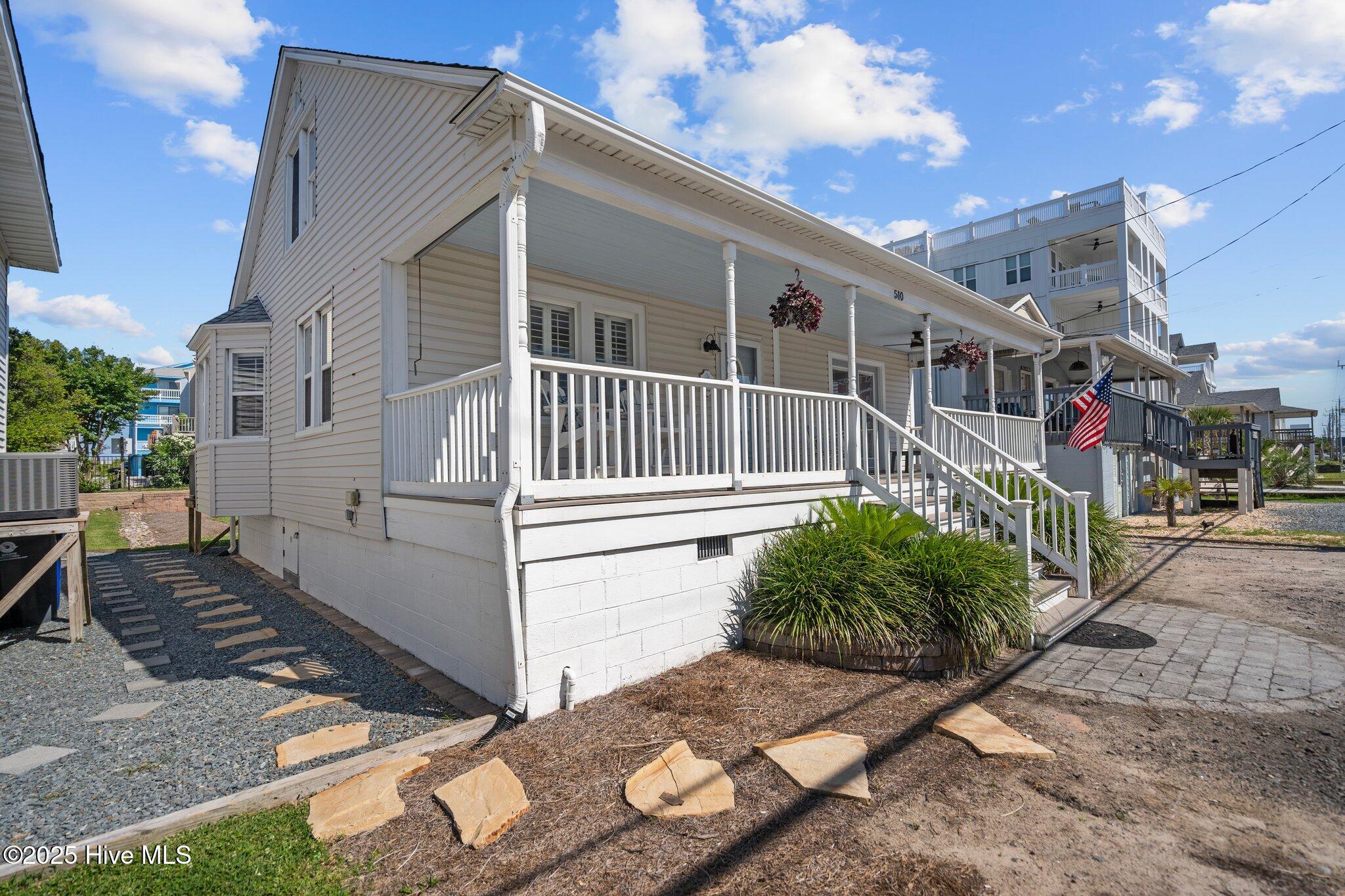 100532110 | Photo 64