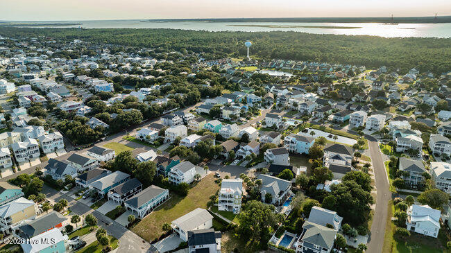 100552893 | Photo 78