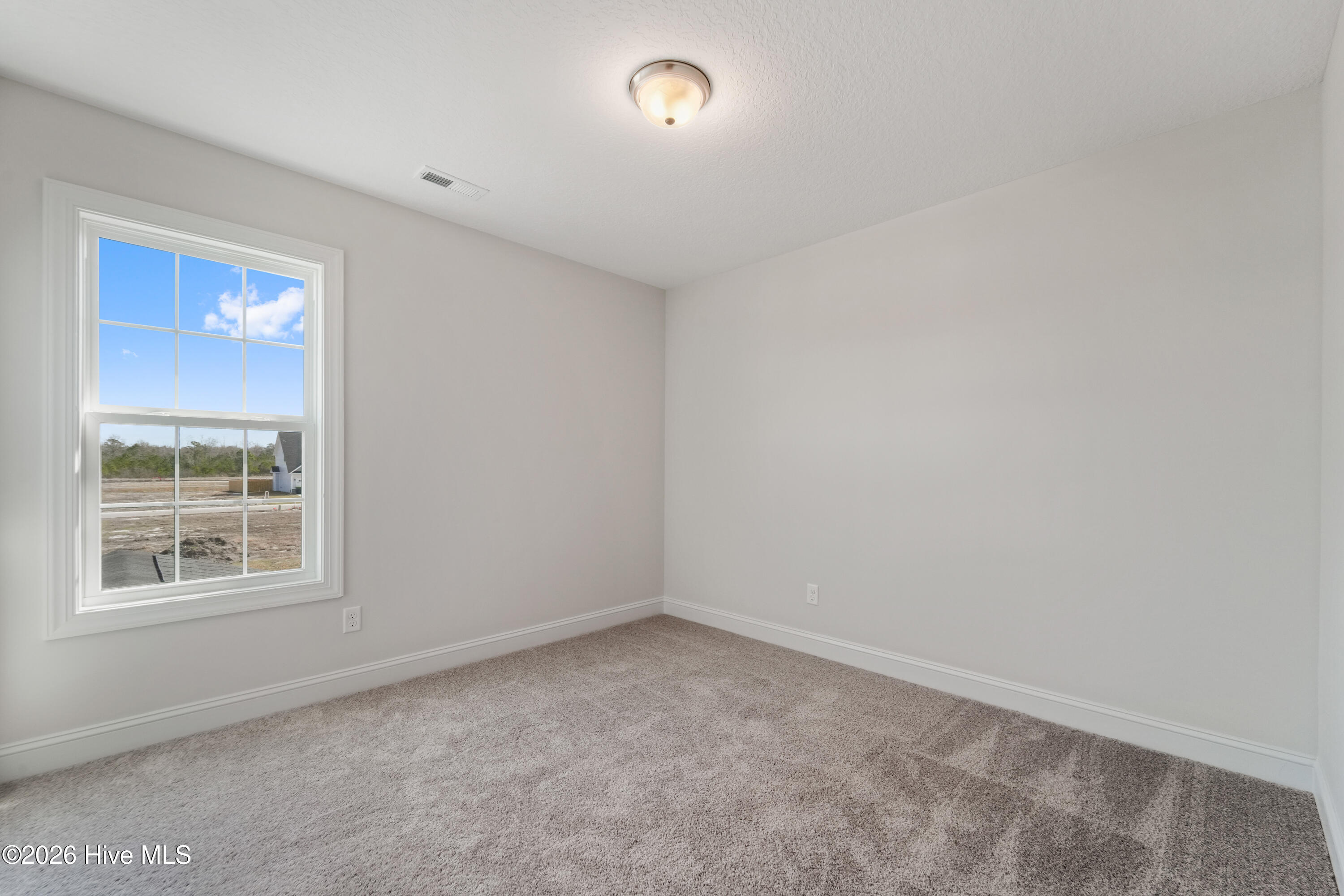 100519692 | Photo 27