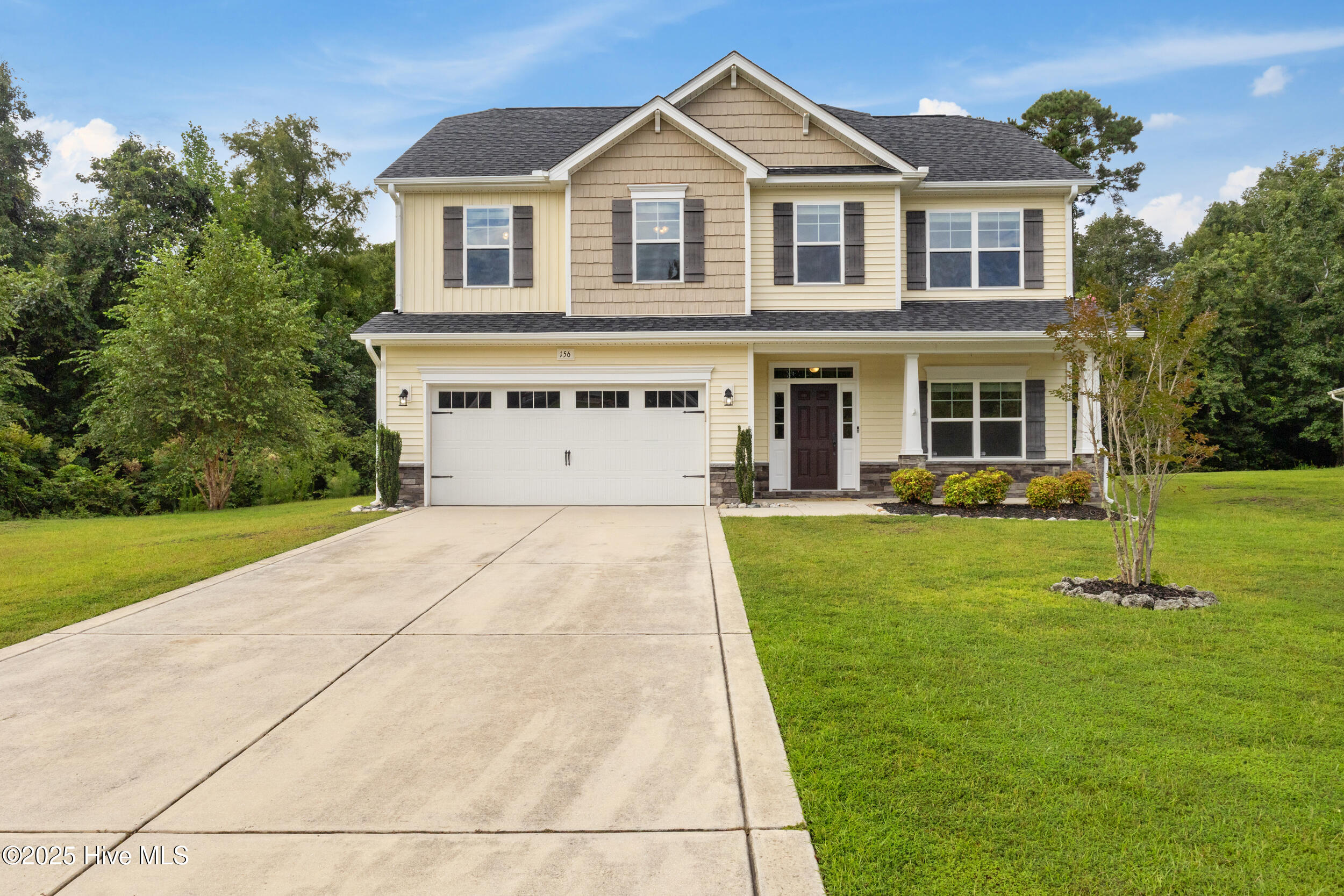 100521845 | Photo 48