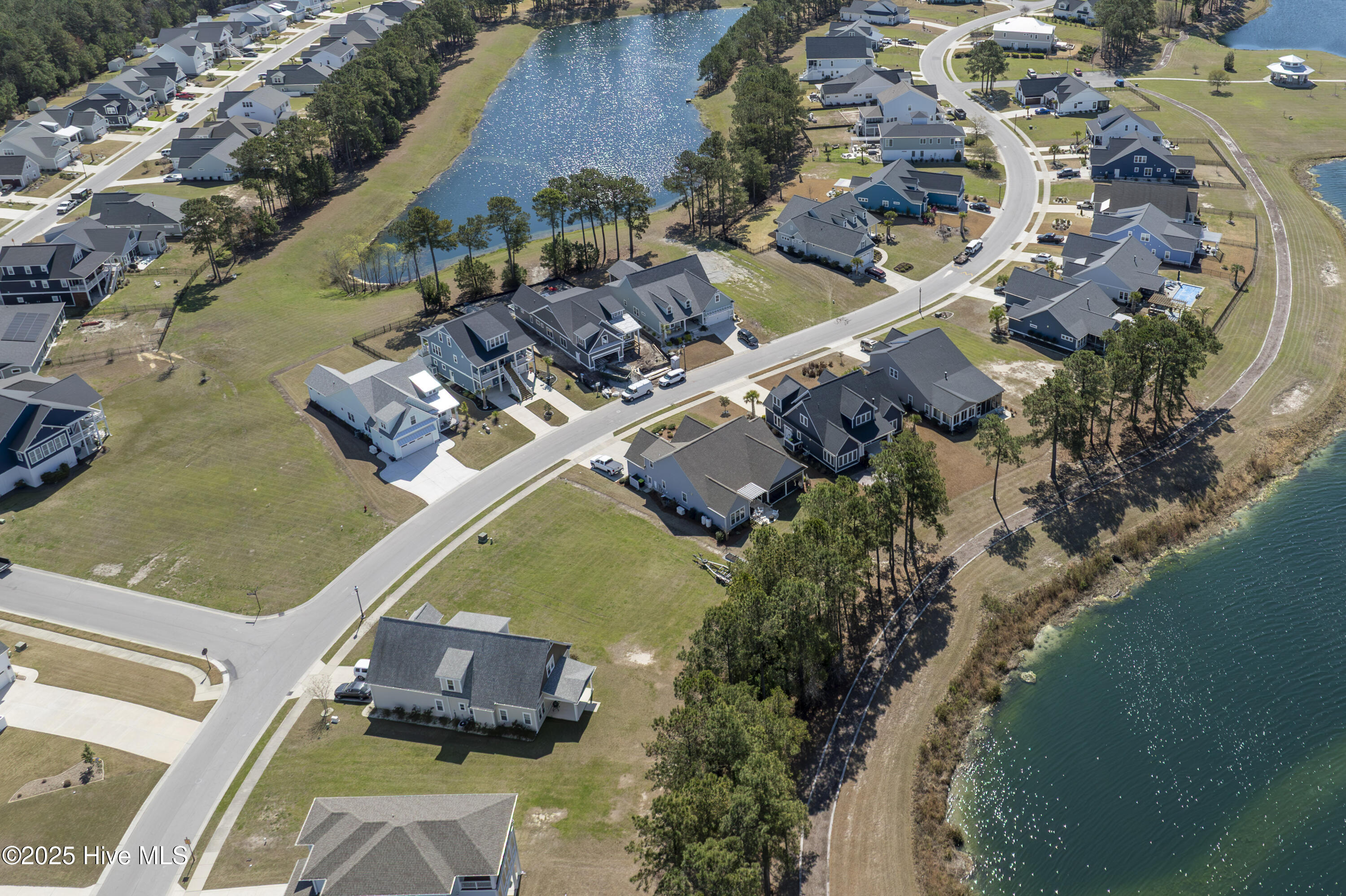 100543712 | Photo 16