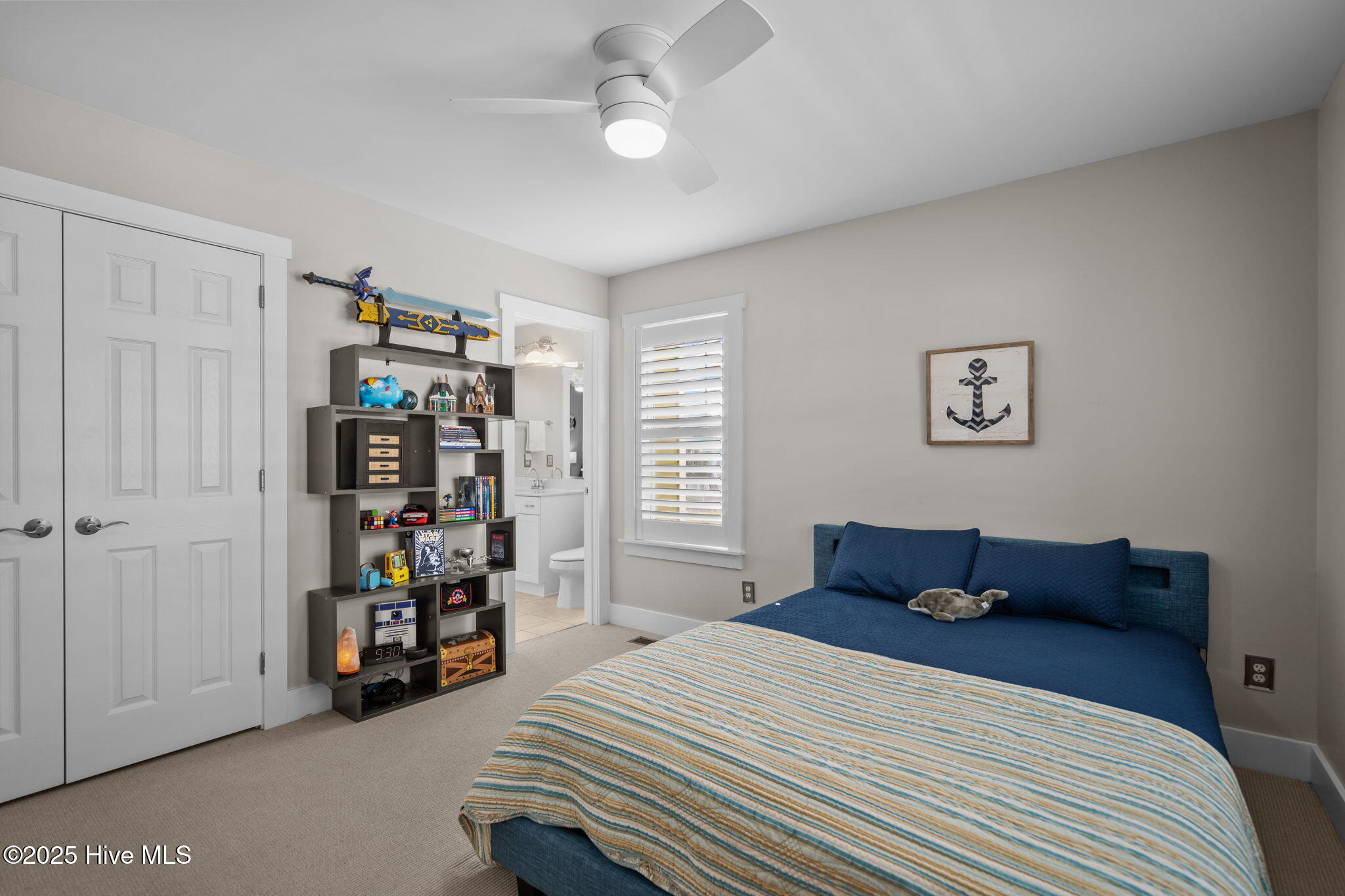 100528762 | Photo 51