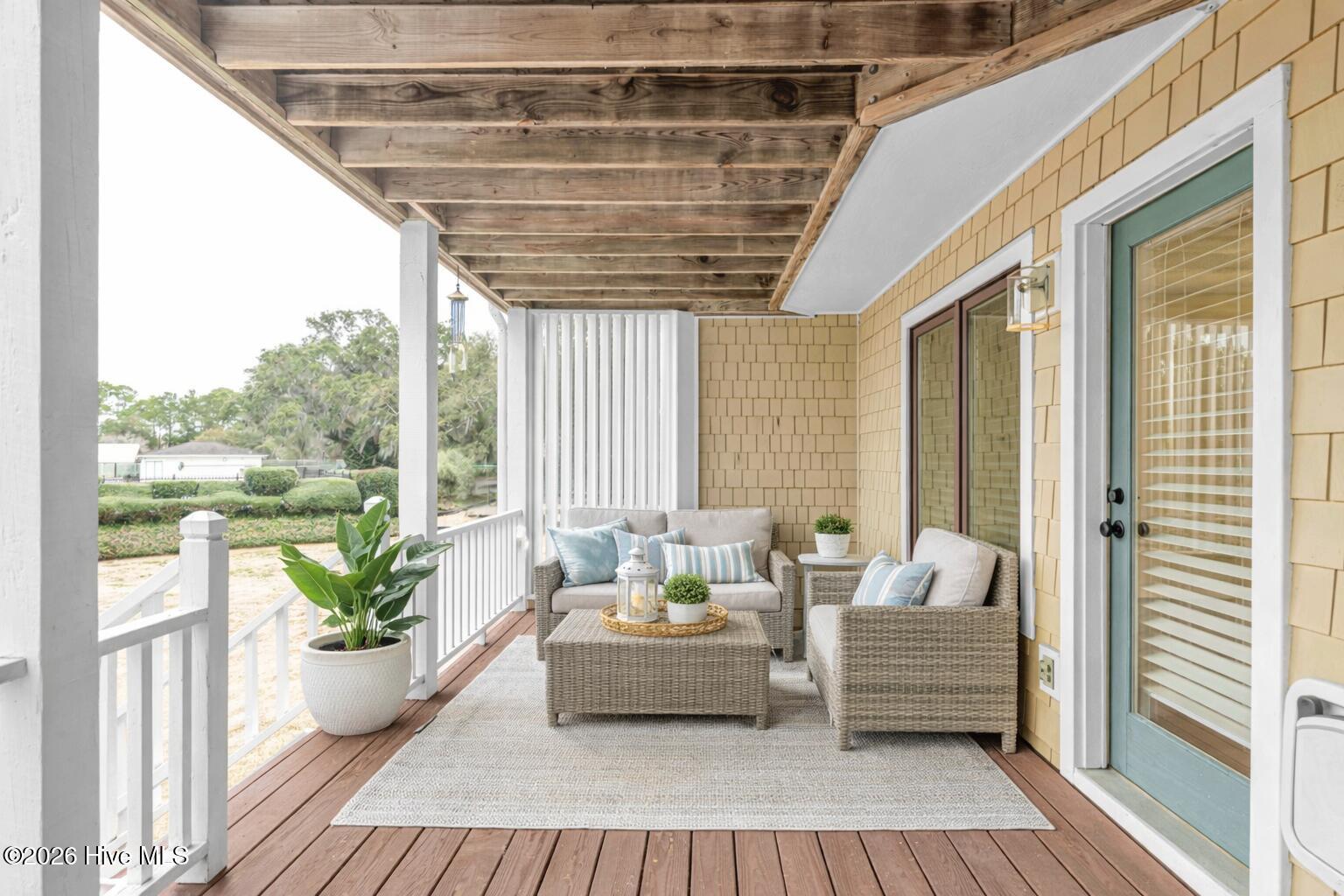 100555941 | Photo 23