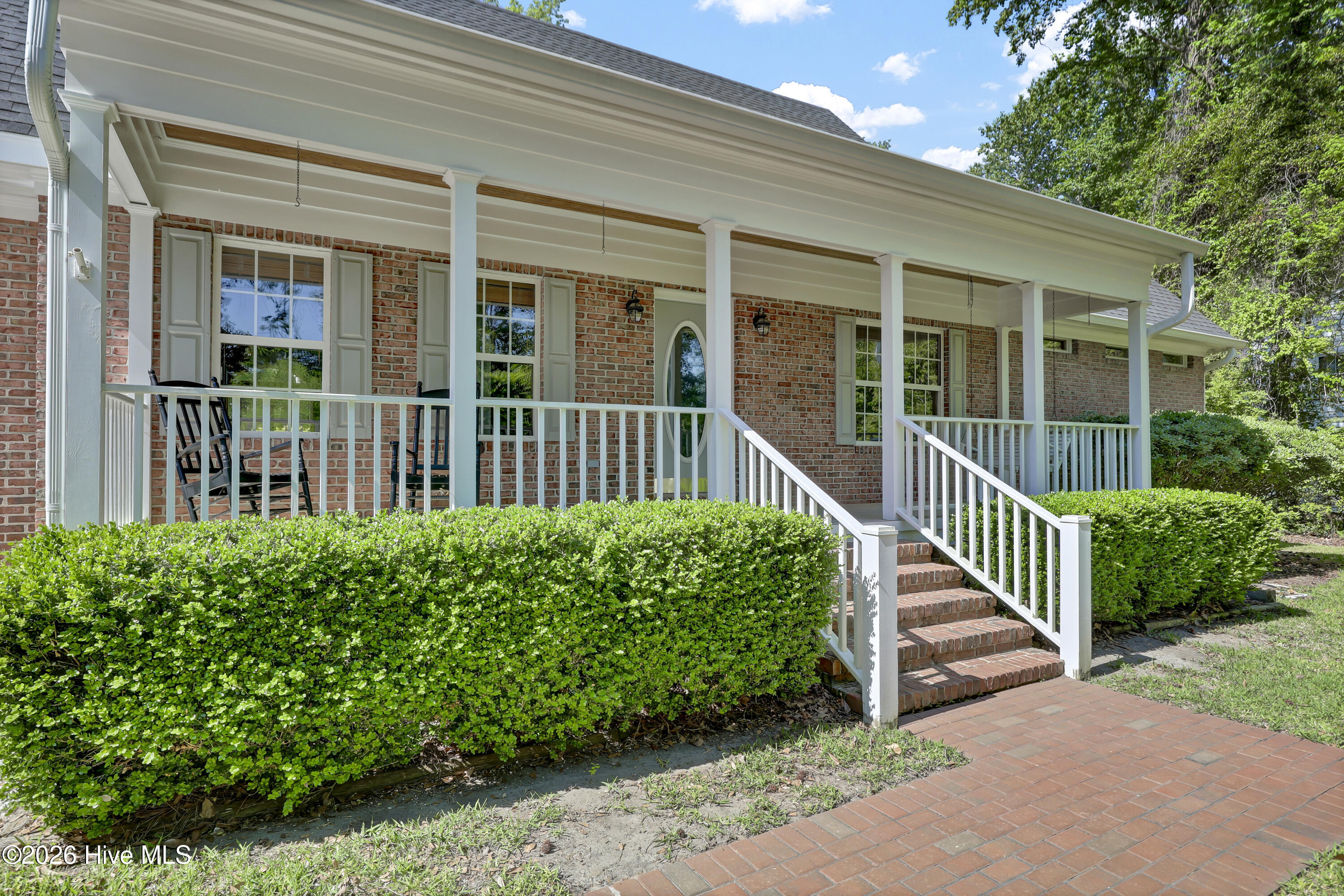 100568630 | Photo 28