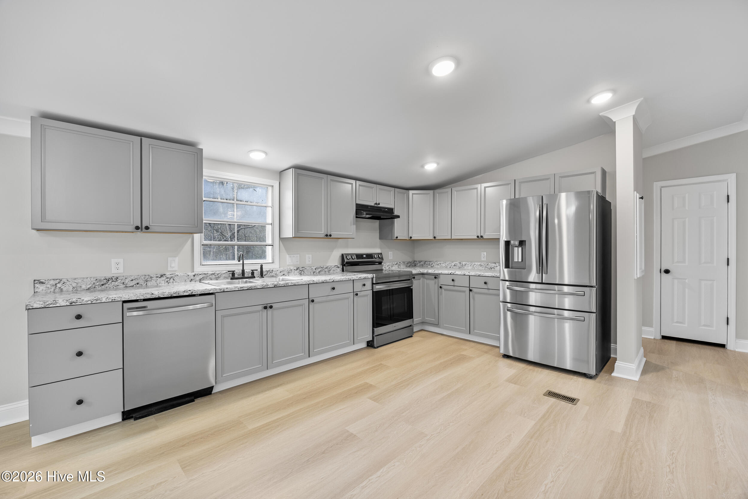 371 Harley Drive, Willard, NC 28478 – photo 11: 25_kitchen