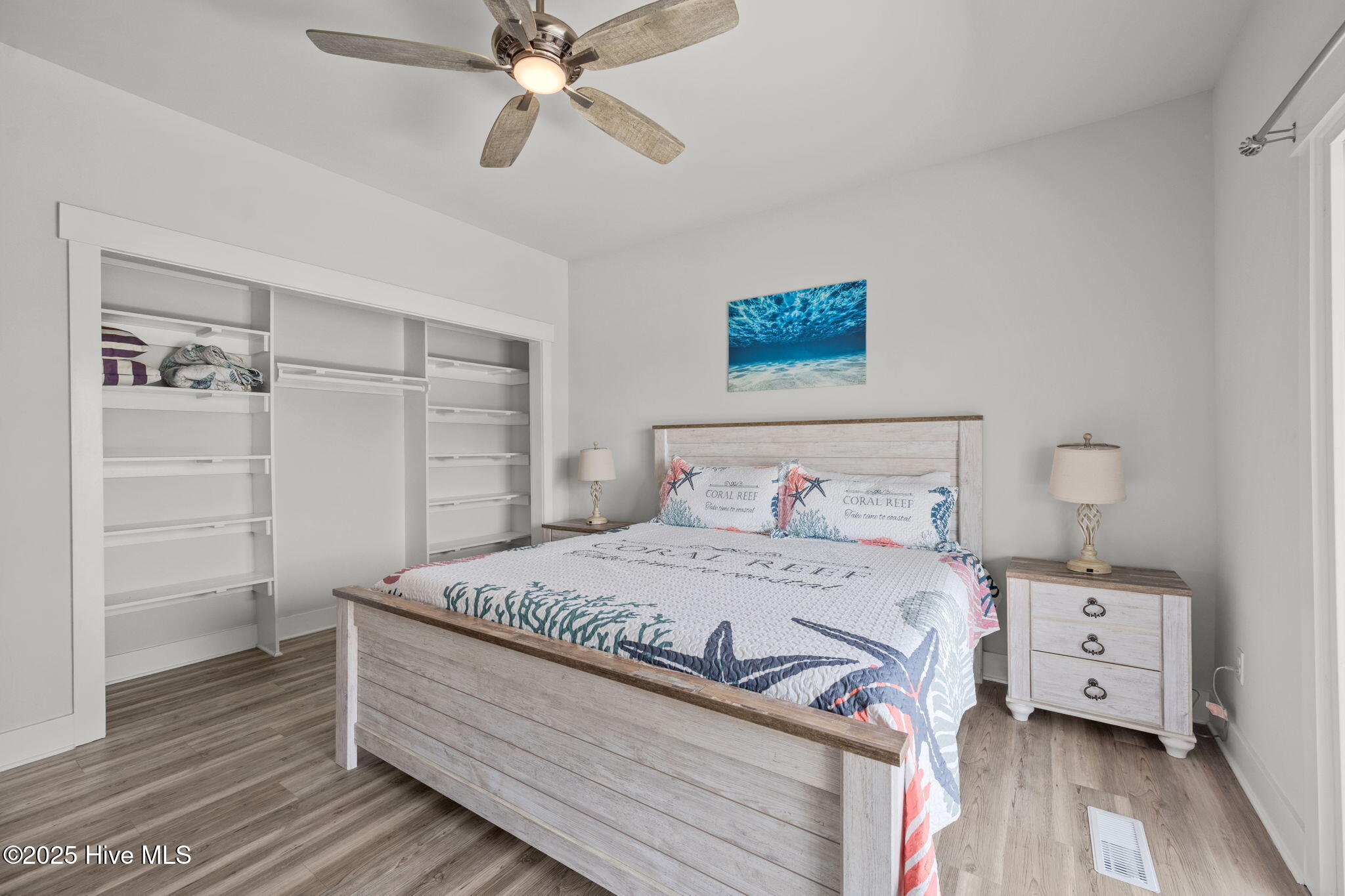 100522252 | Photo 23