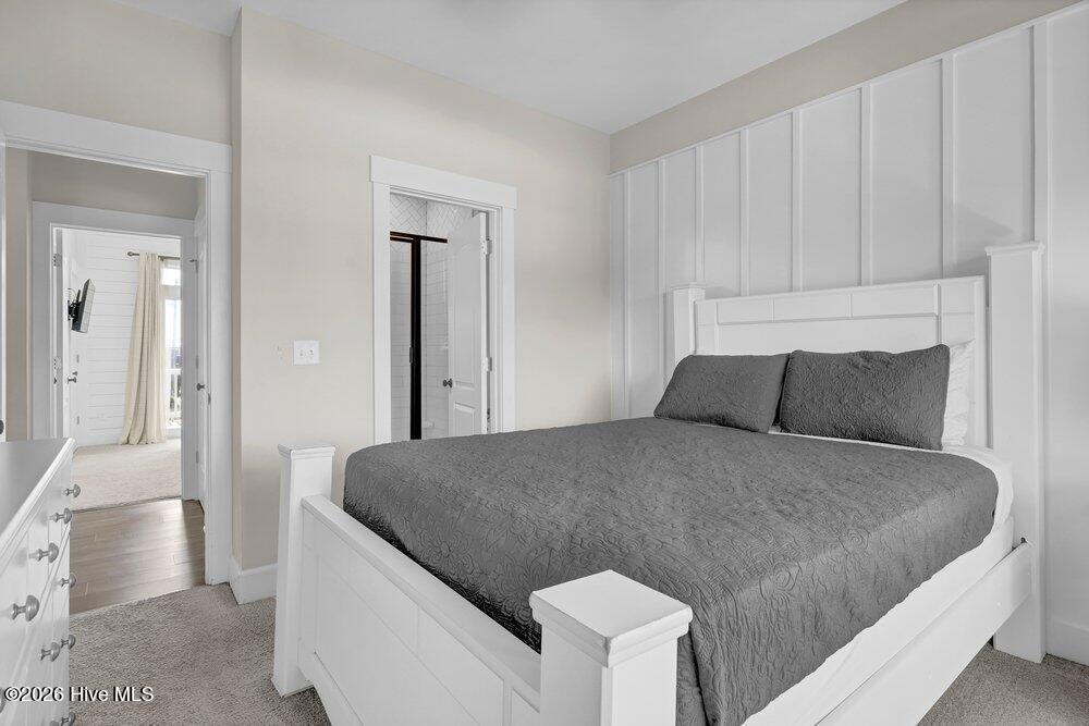 100564441 | Photo 18