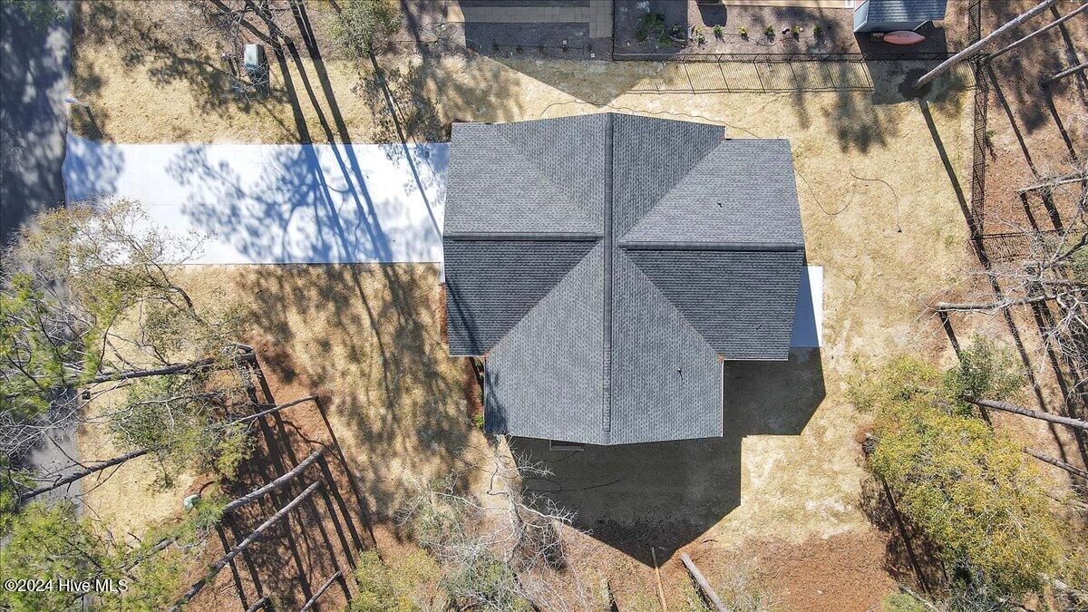 100479433 | Photo 50