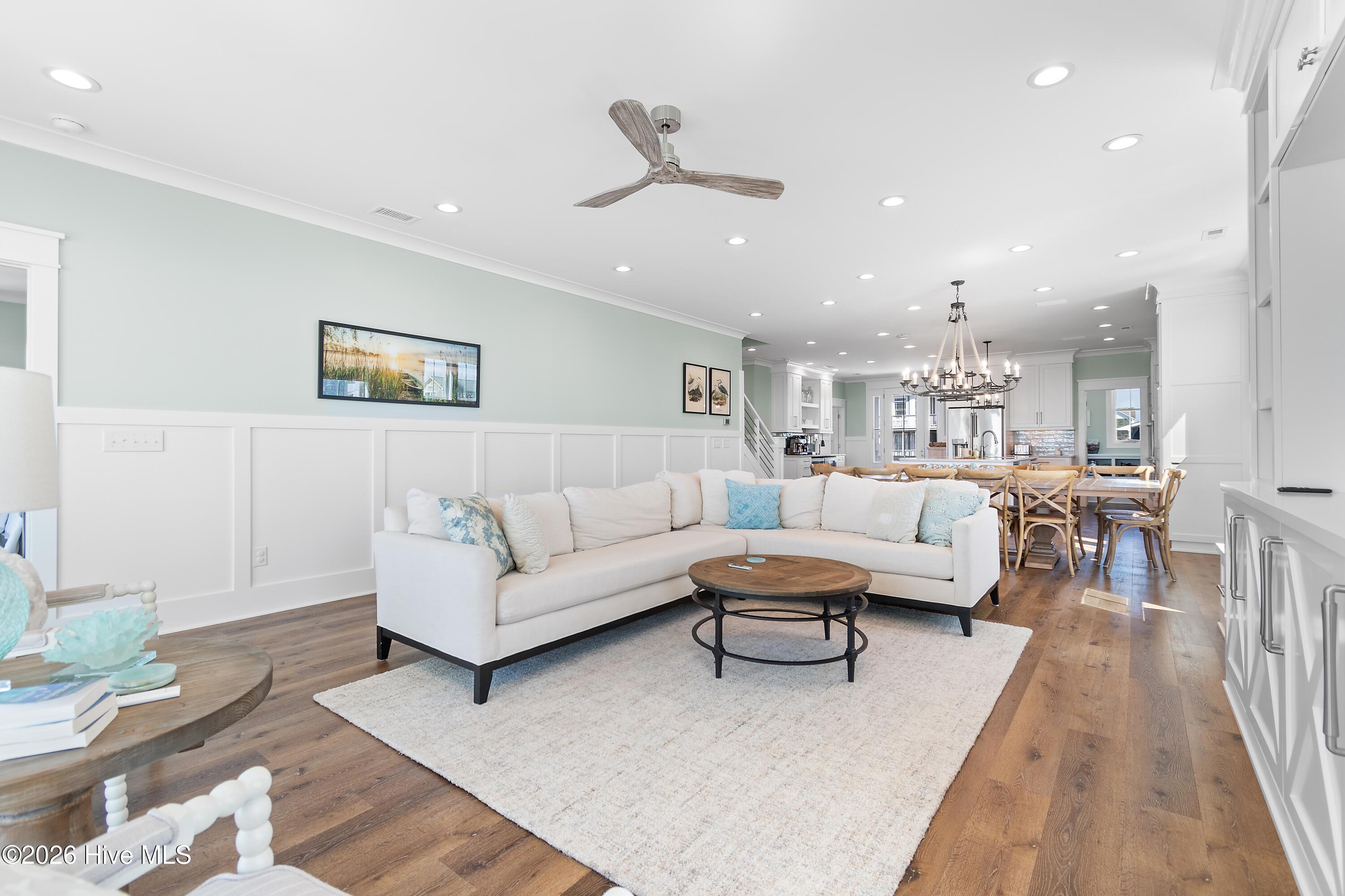 243 Ocean Boulevard W, Holden Beach, NC, 28462