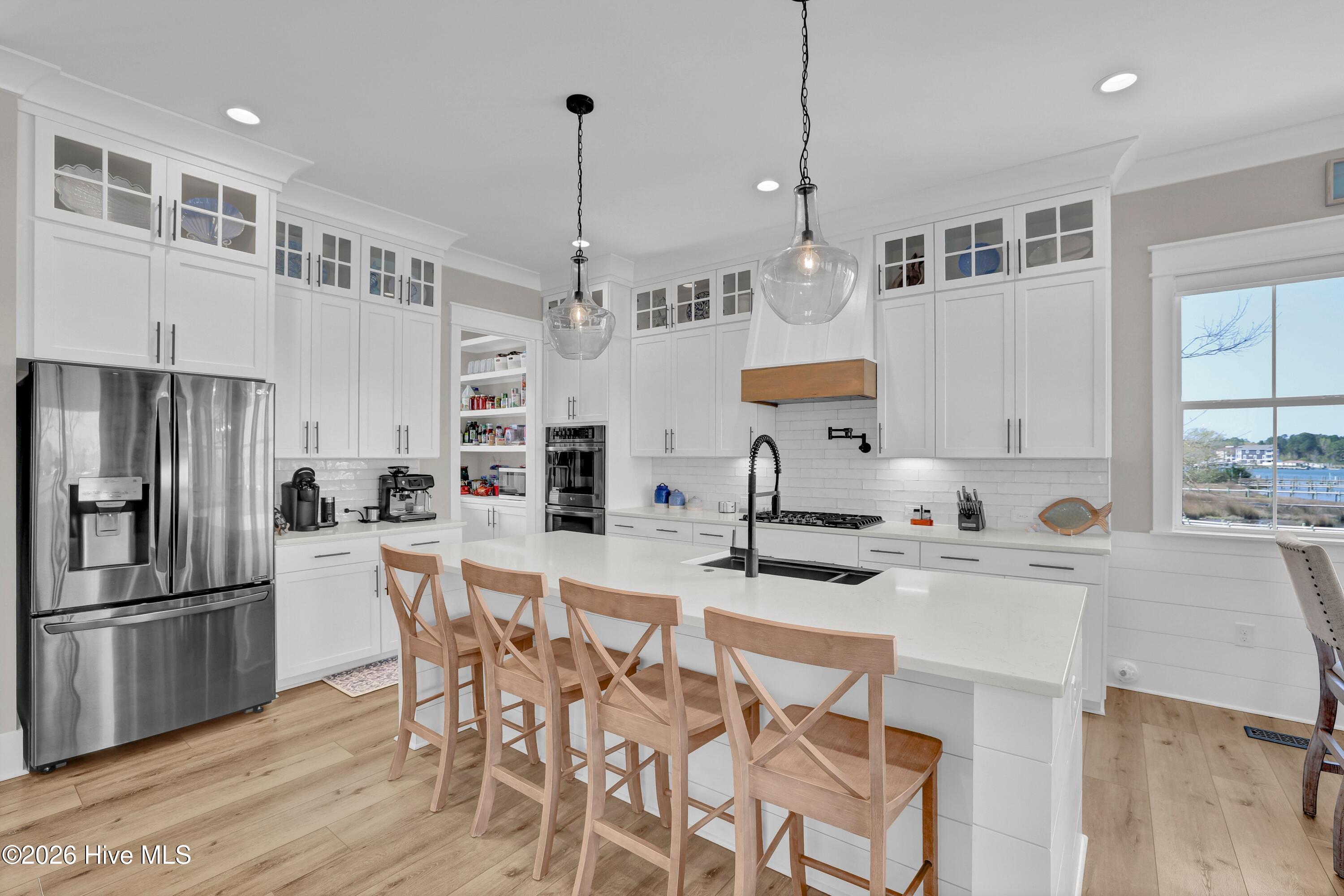 100564139 | Photo 10