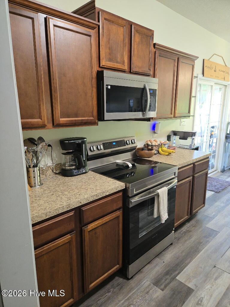 213 Cottage Brook Court, Richlands, NC, 28574