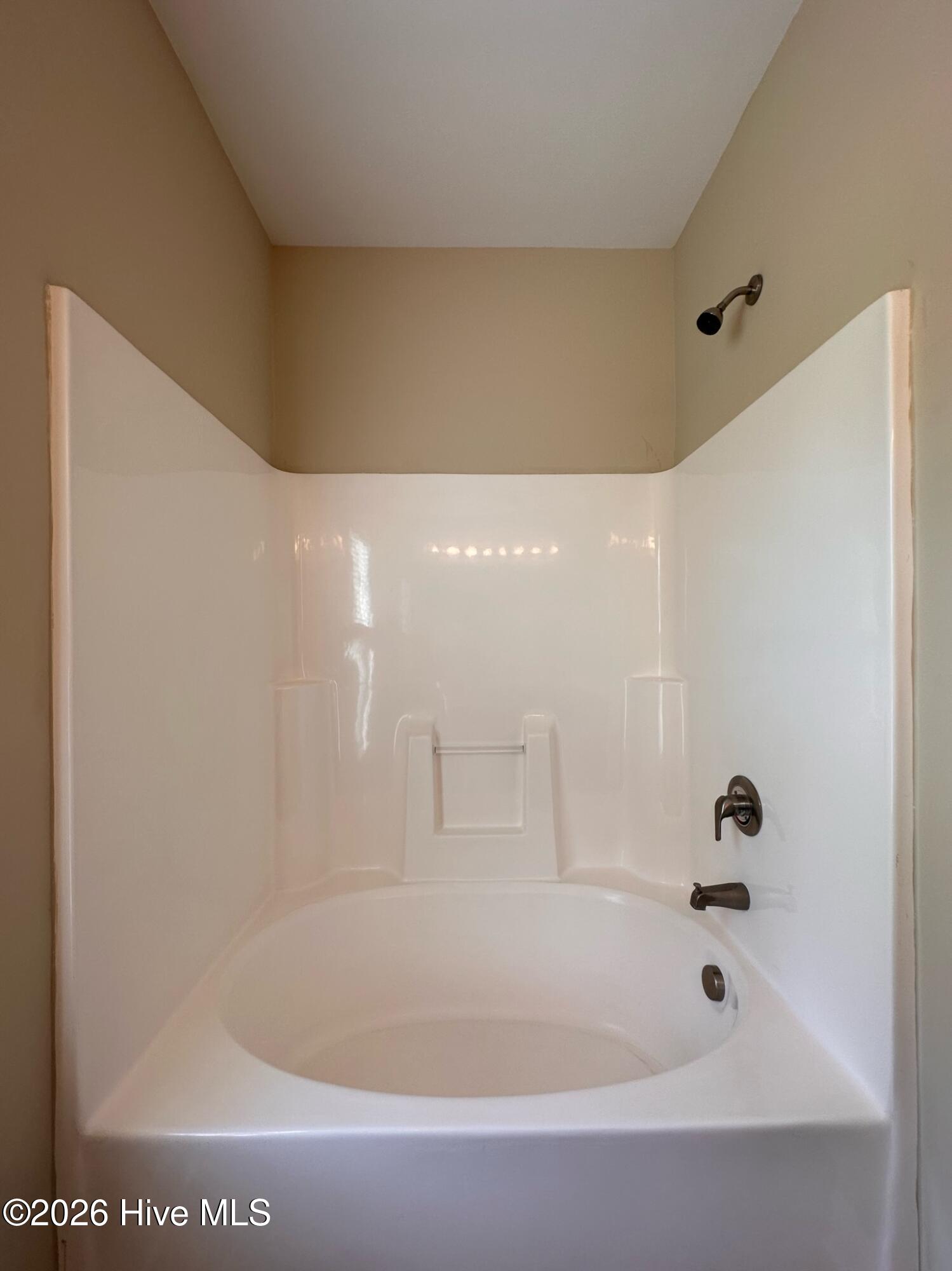 100557868 | Photo 31