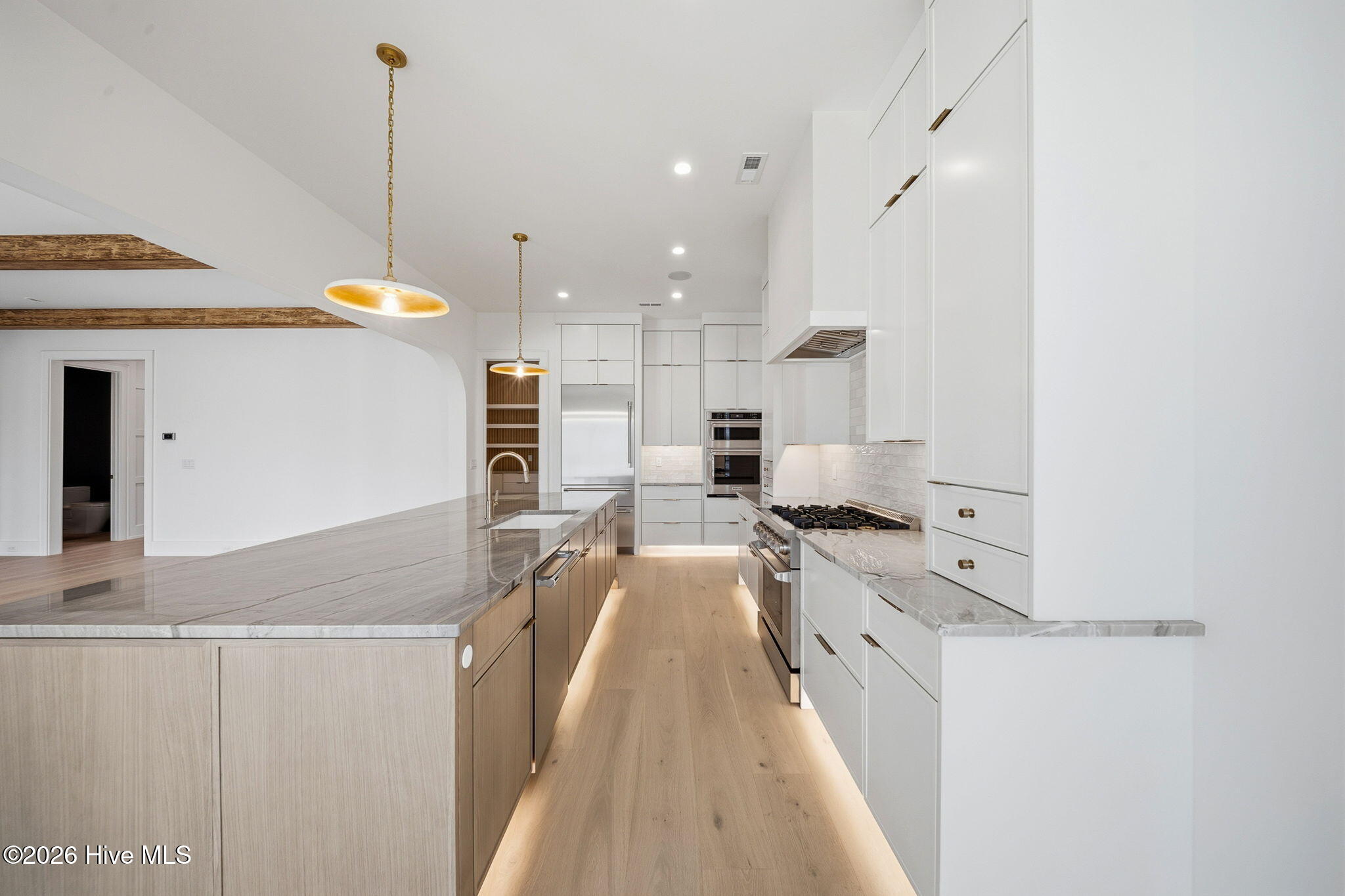 100500065 | Photo 19