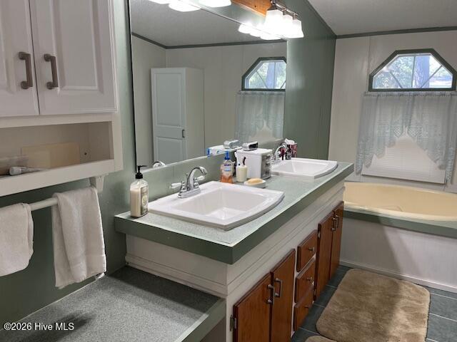 100560575 | Photo 21