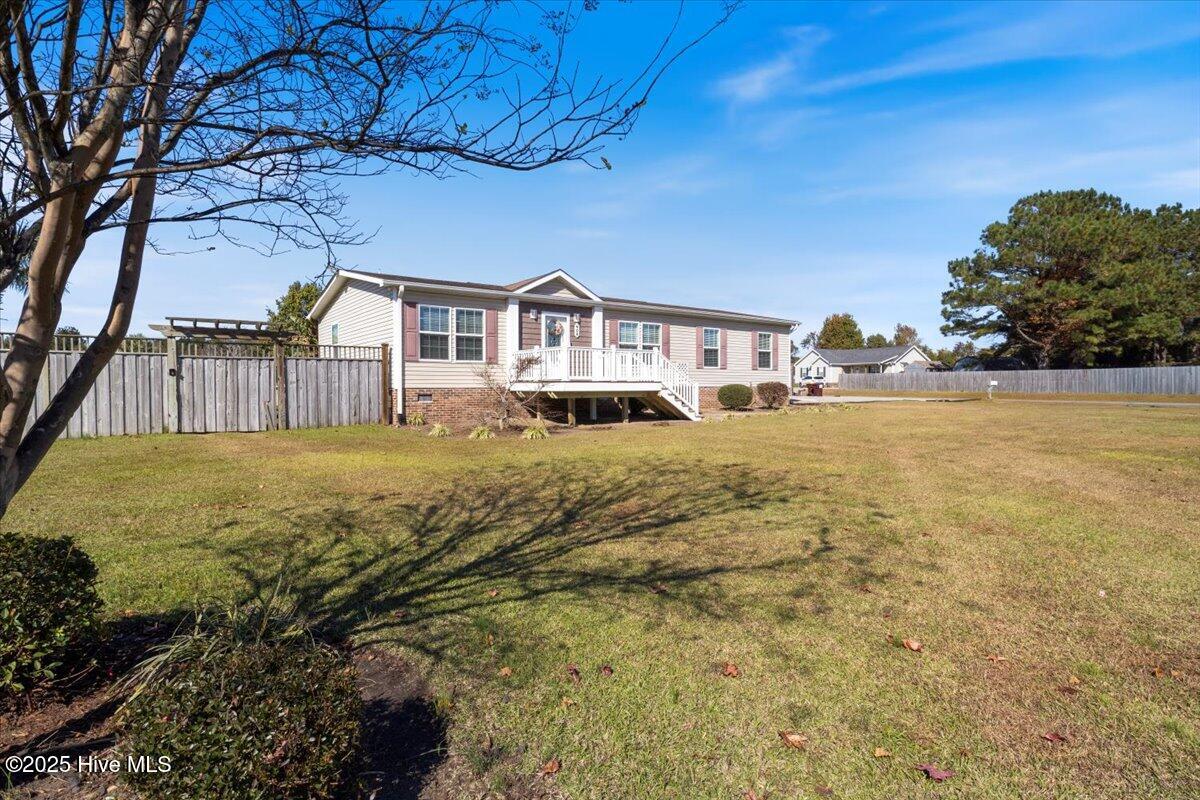 100539175 | Photo 62