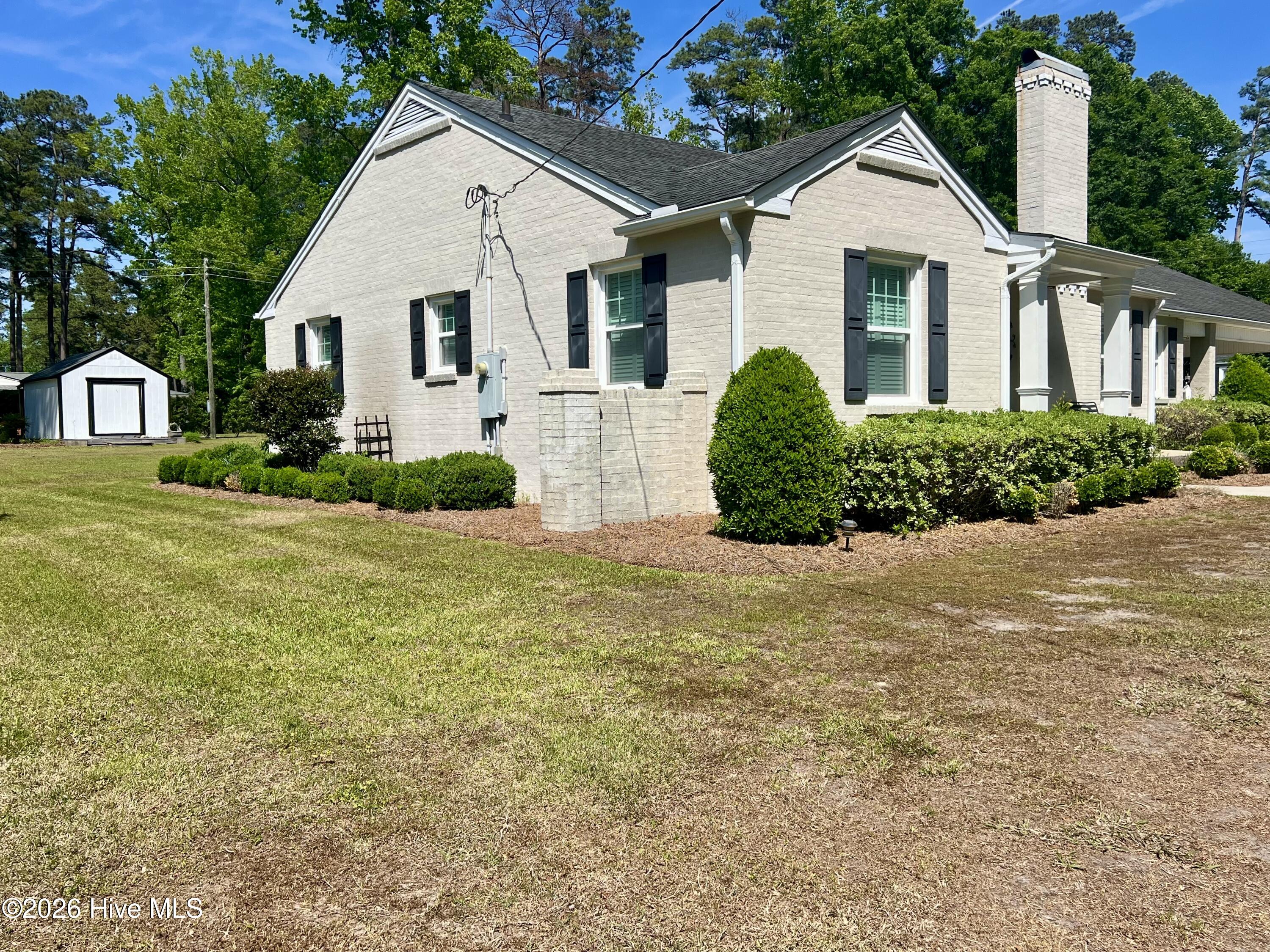 100567378 | Photo 12