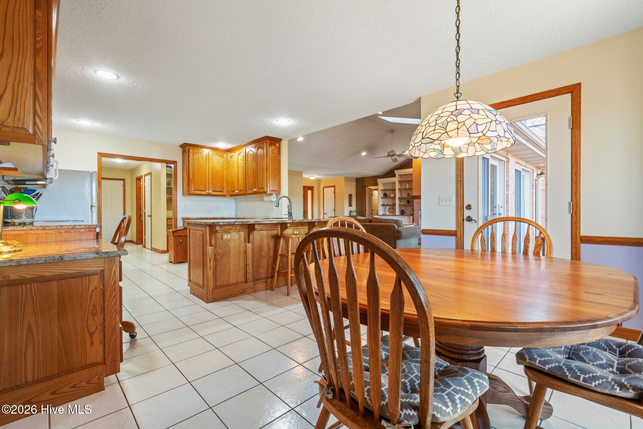 100552539 | Photo 16