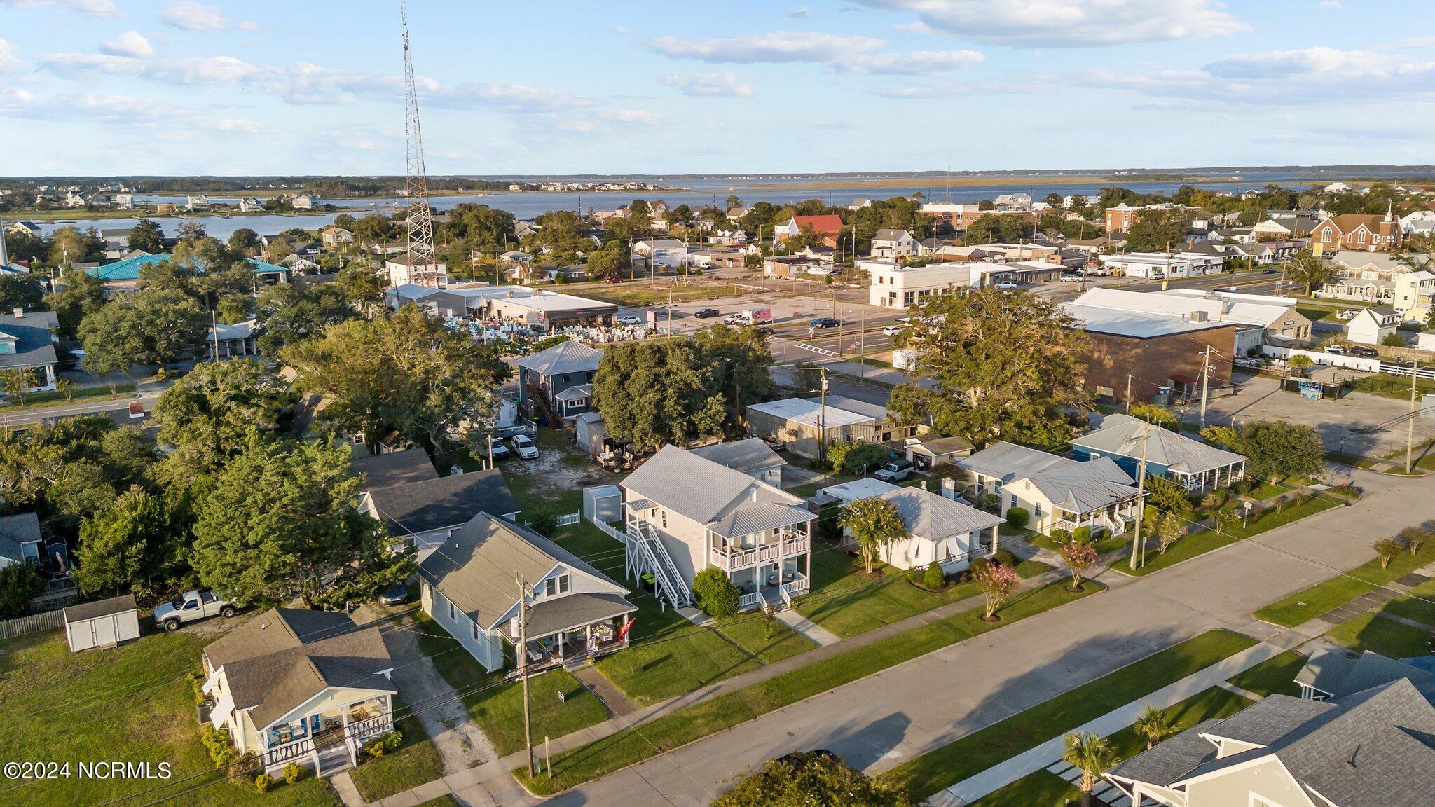 1406 Evans Street B,Morehead City