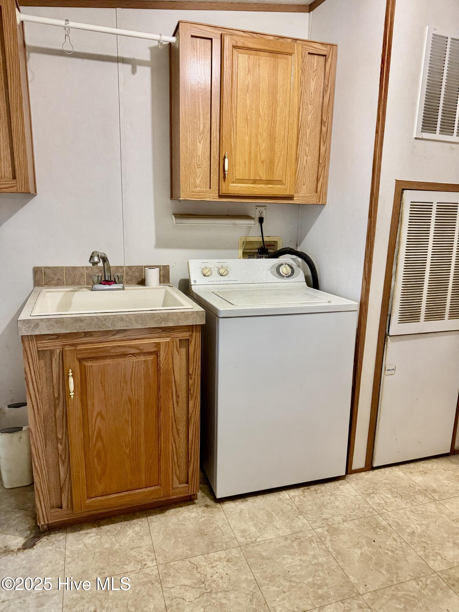 100513663 | Photo 20