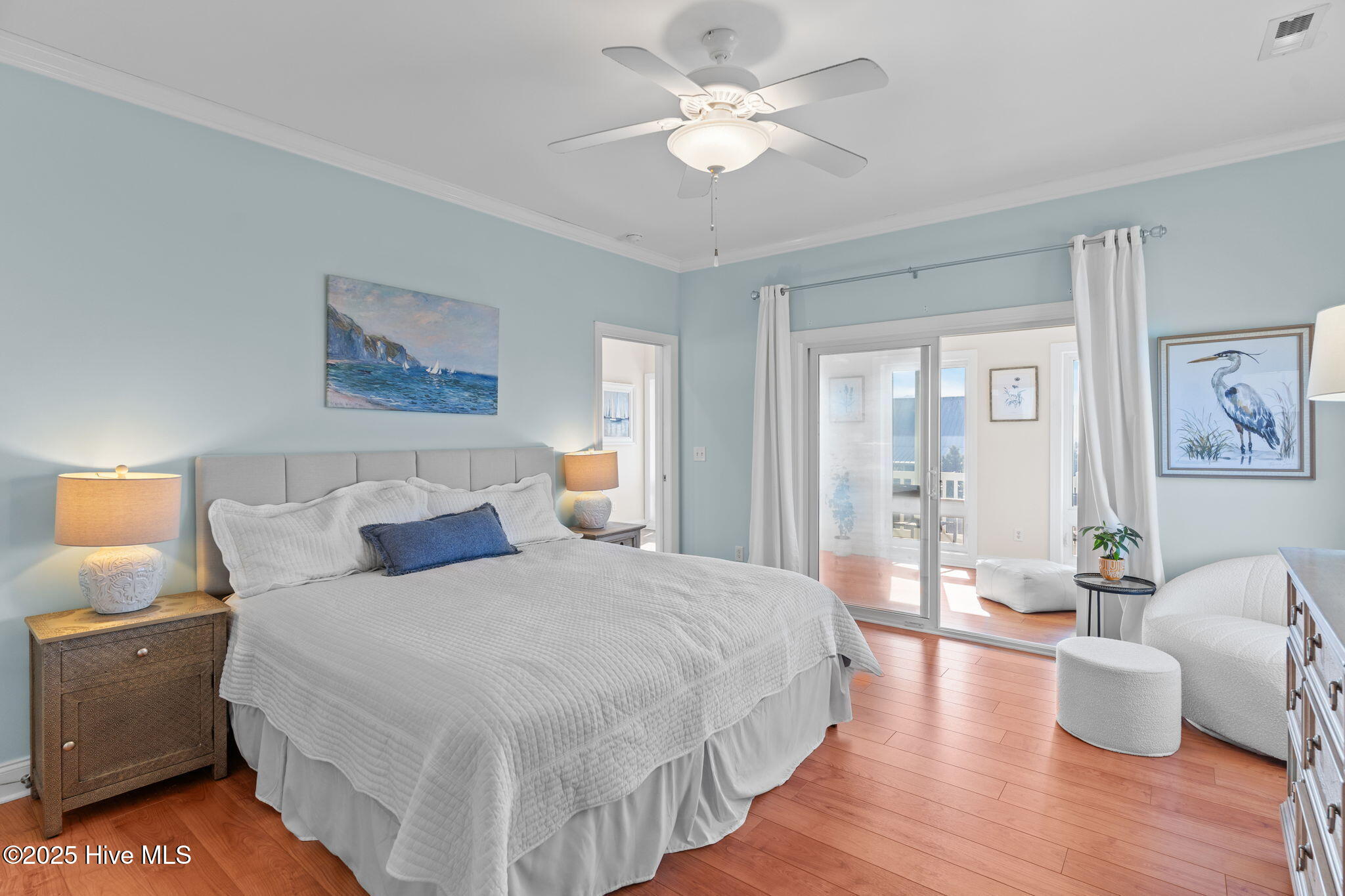 100544368 | Photo 31