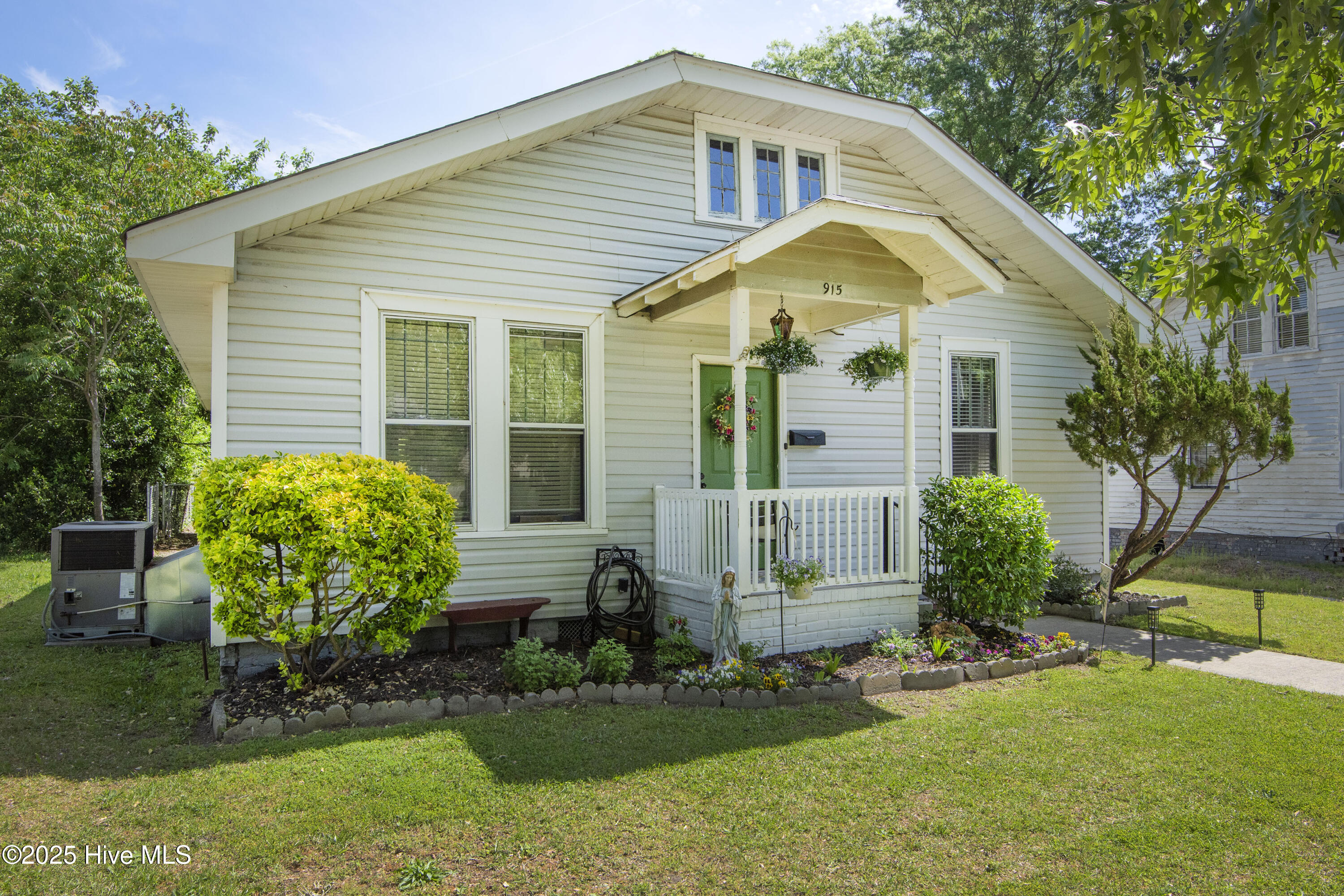 915-st-david-st-1155