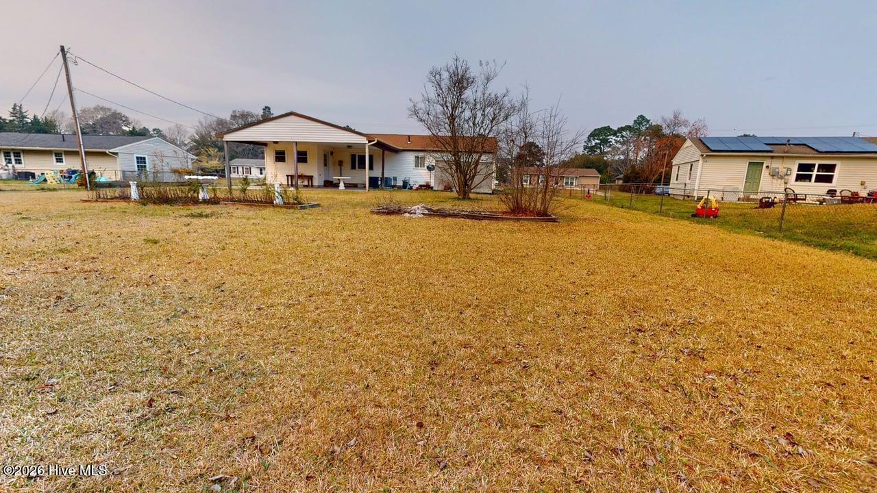 100563737 | Photo 22