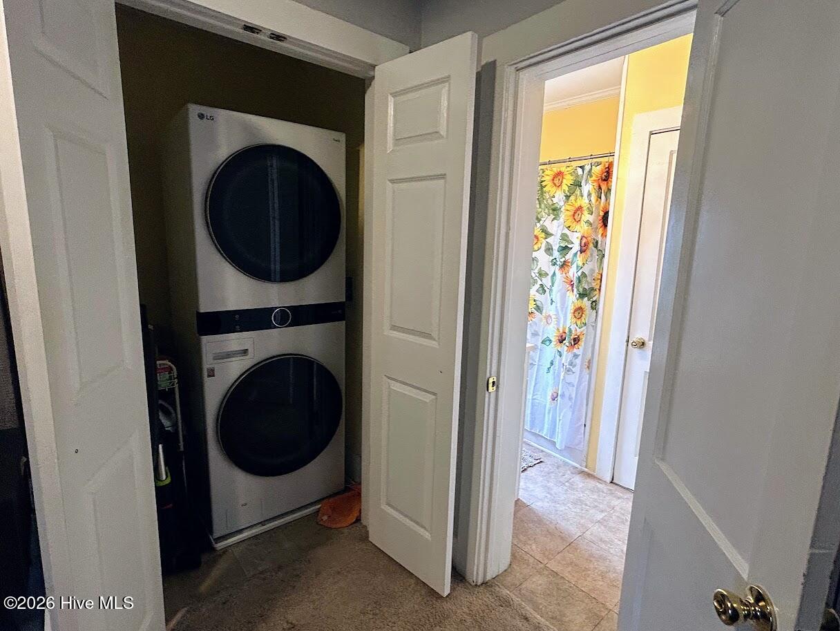 100554949 | Photo 11