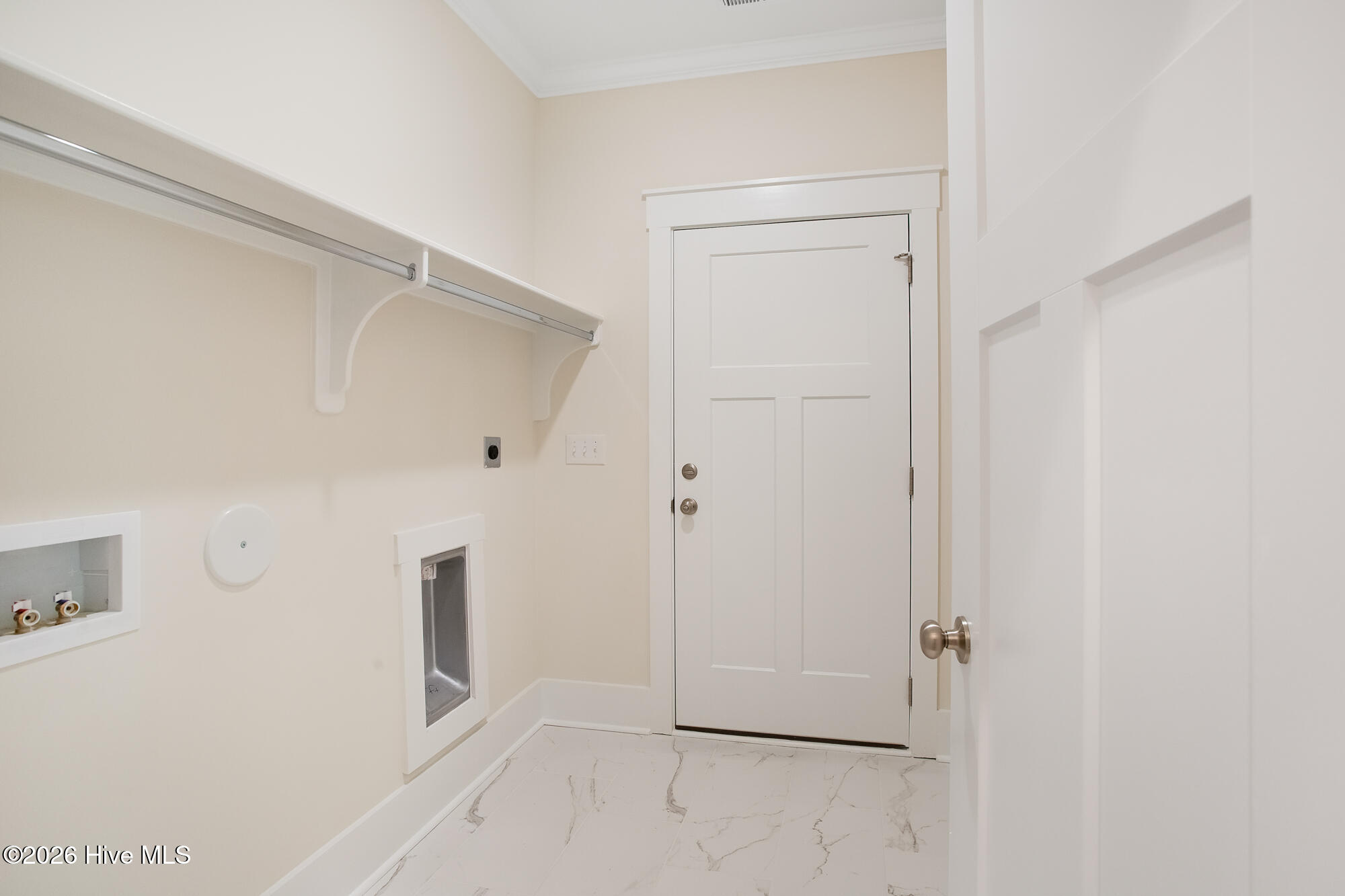 100559755 | Photo 17