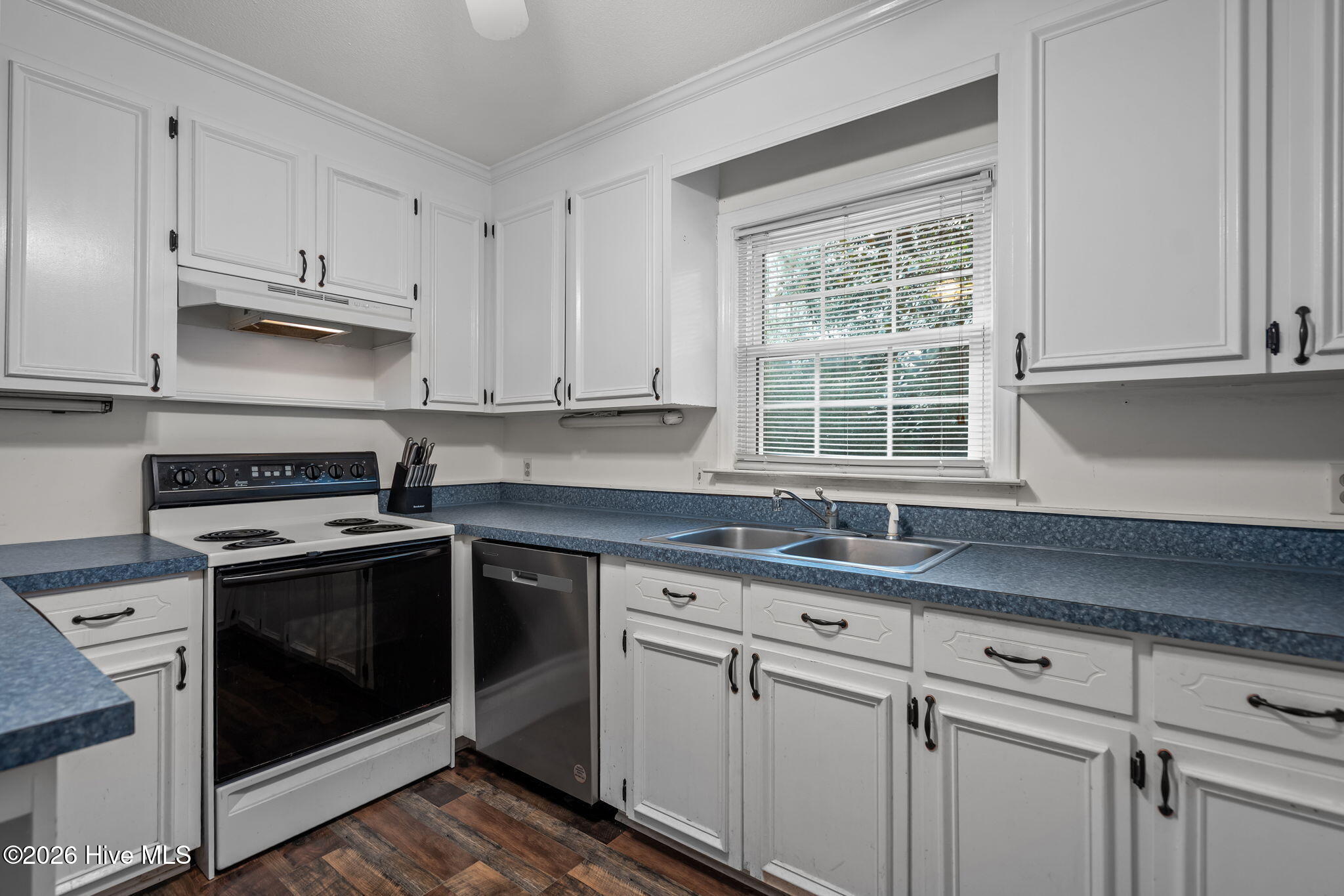 100551462 | Photo 20