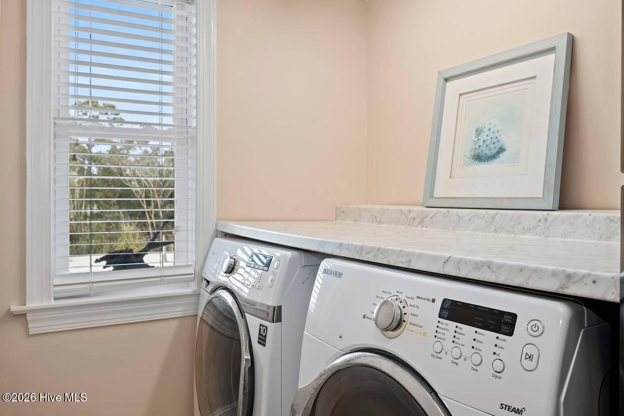 4204 Emerald Drive,Emerald Isle
