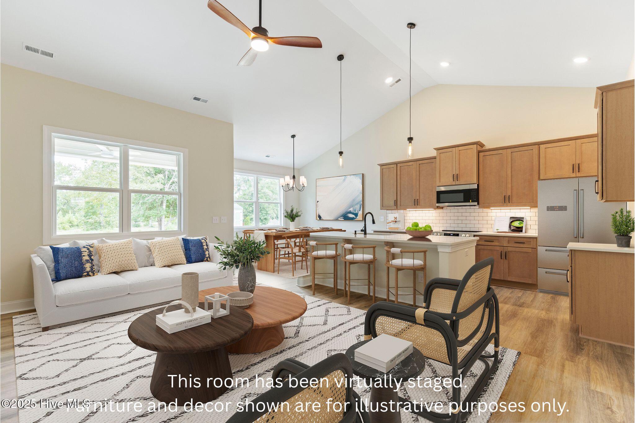 100545595 | Photo 10