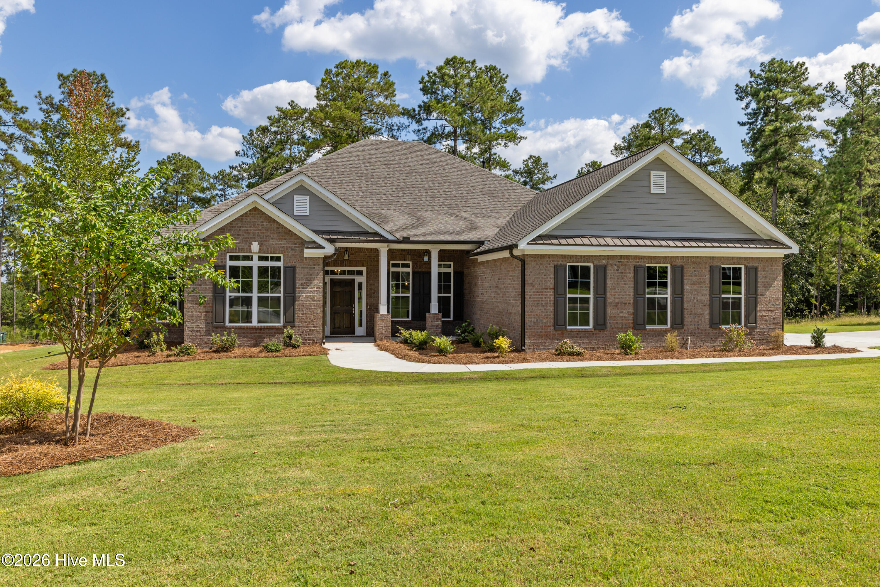 Photo 2 of Single family home for sale at 467 Longshadow Dr, Aiken, SC 29803 | MLS# 98255709 | Listing updated on 2026-10-04