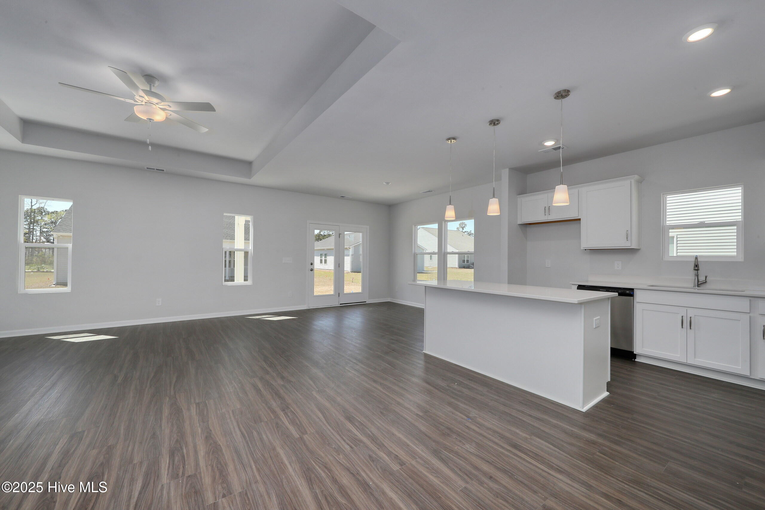 100517565 | Photo 37