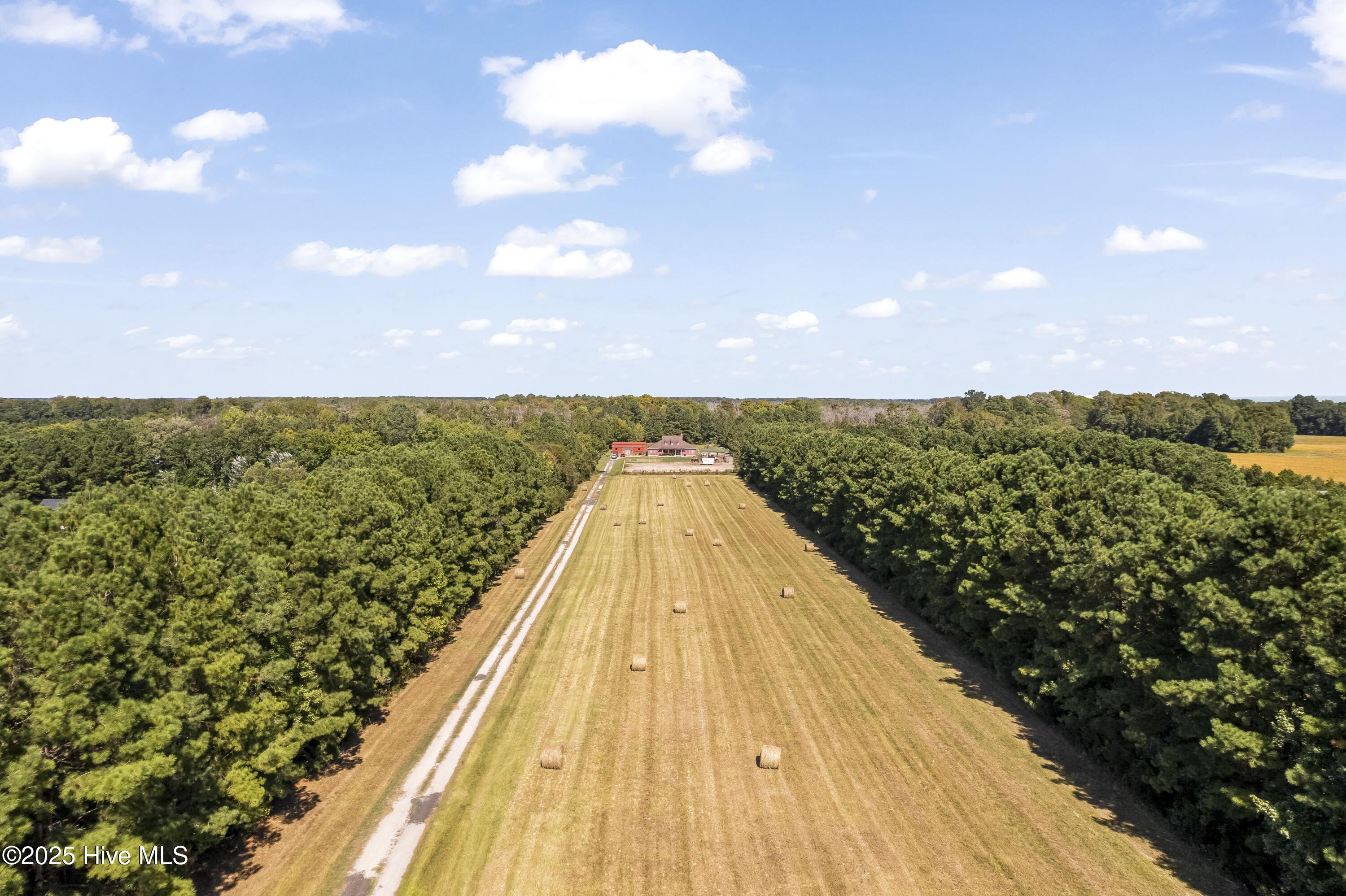 Homes for sale in Moyock, NC | 1079 Tulls Creek Rd, Moyock, NC 27958 | MLS# 100542636