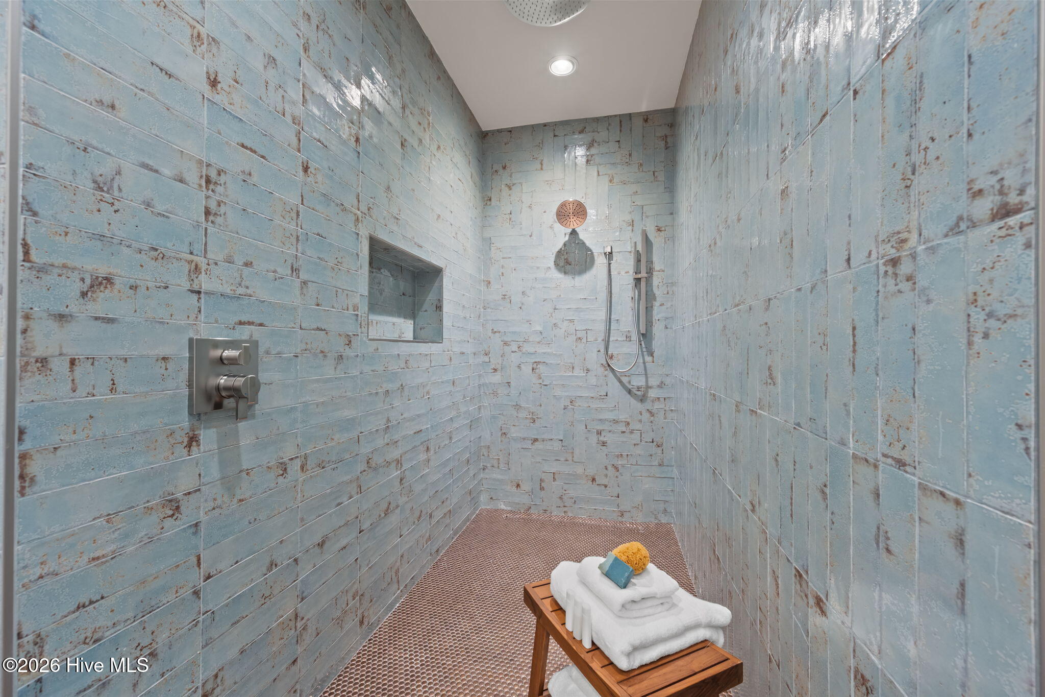 100552191 | Photo 65