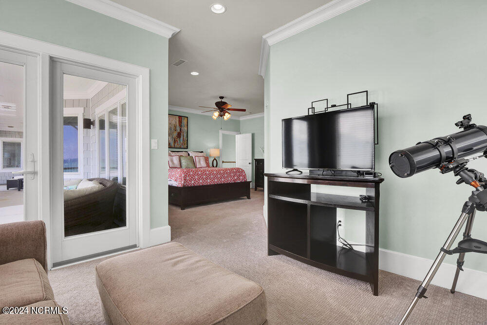 100498351 | Photo 23