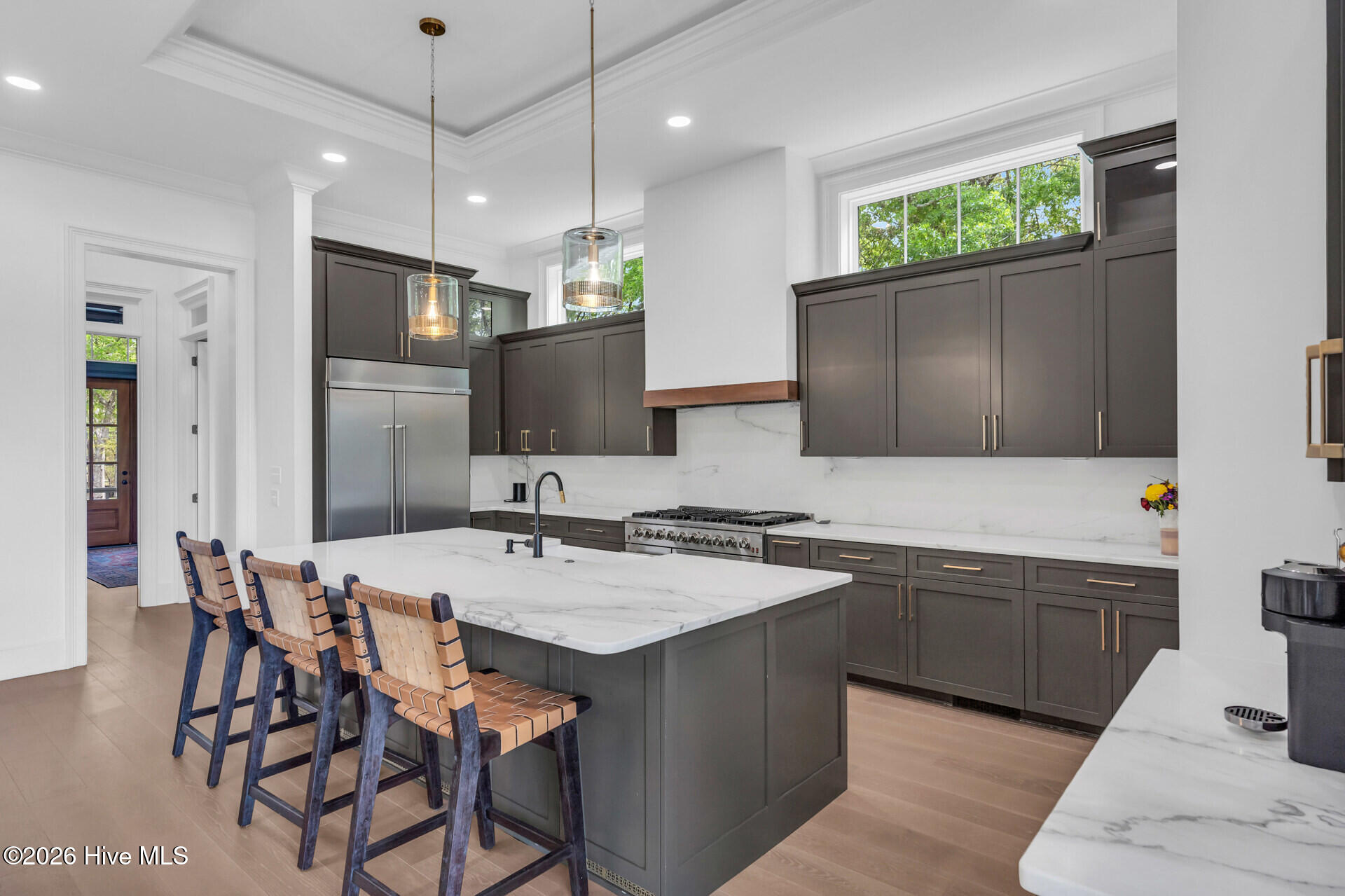 100553549 | Photo 16