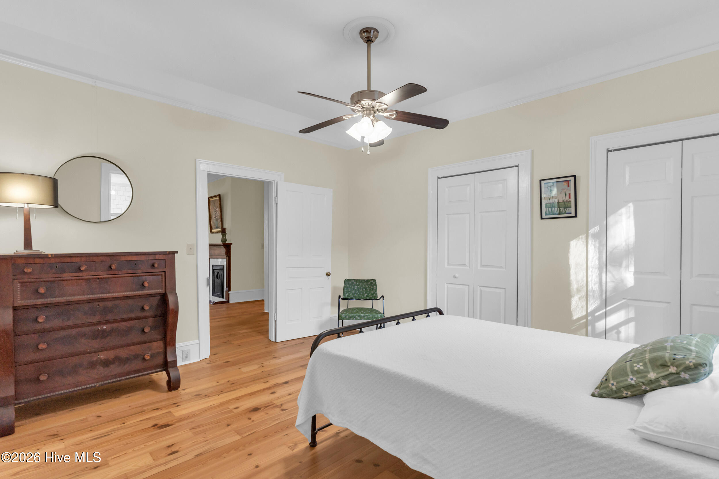 100528129 | Photo 22