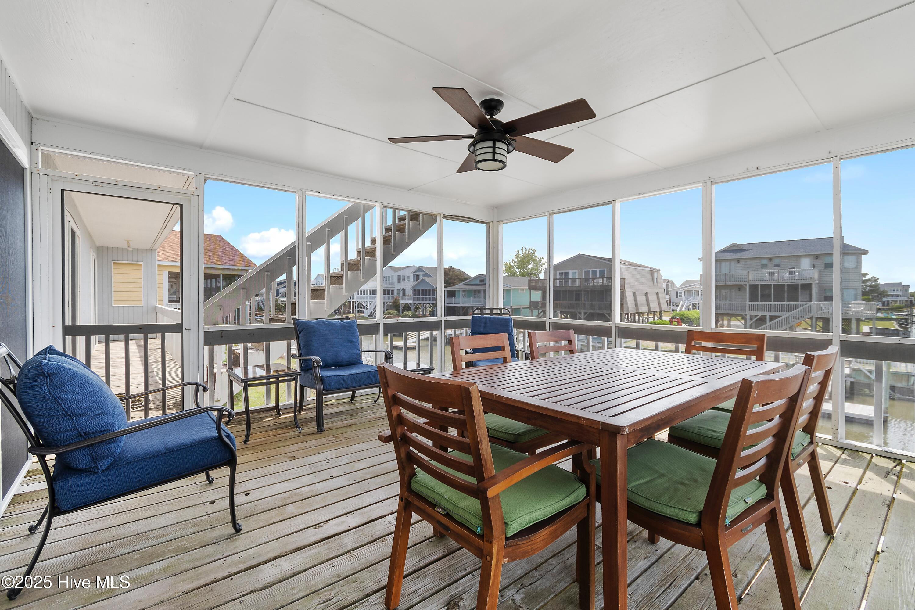 100503570 | Photo 22