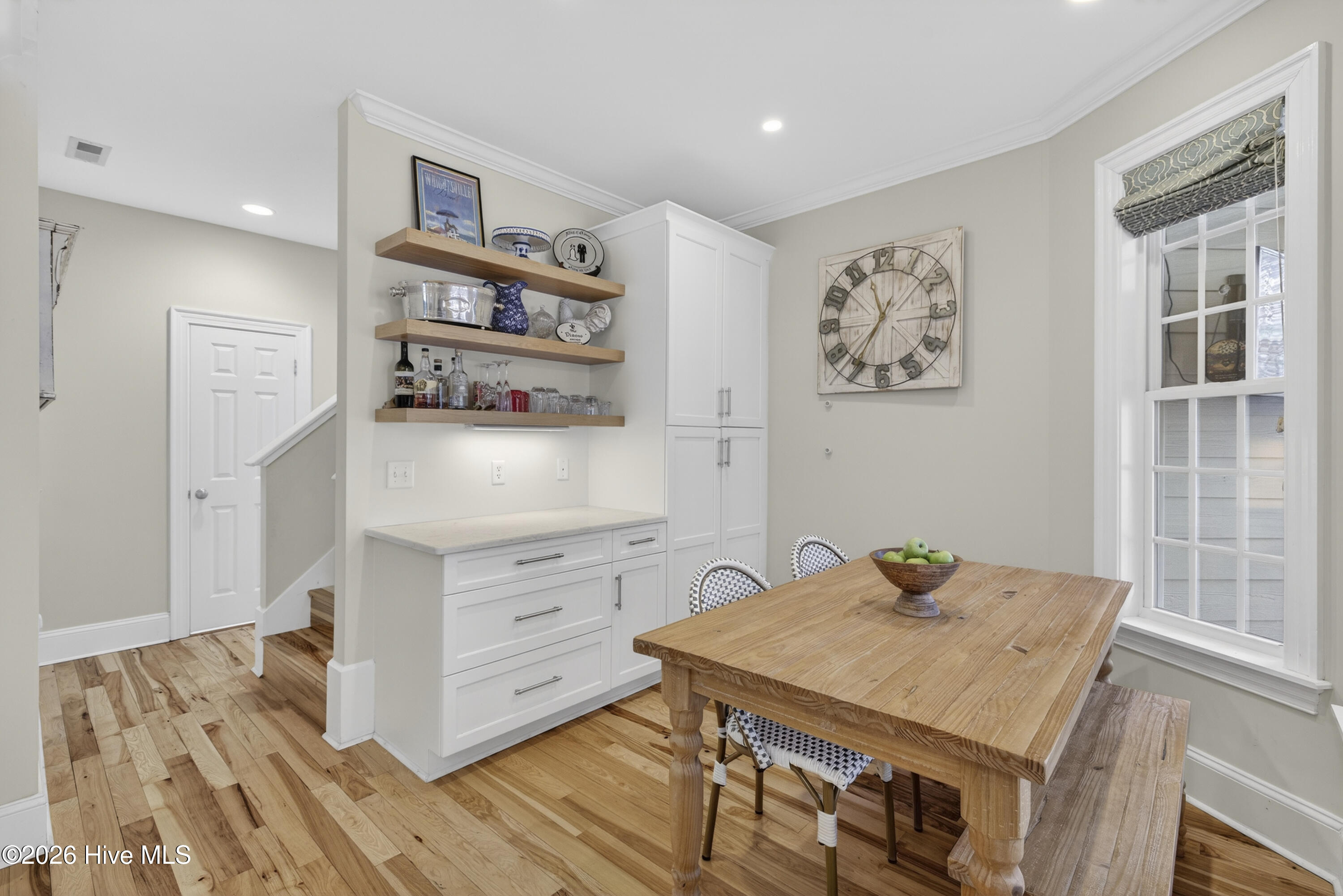 100564705 | Photo 17