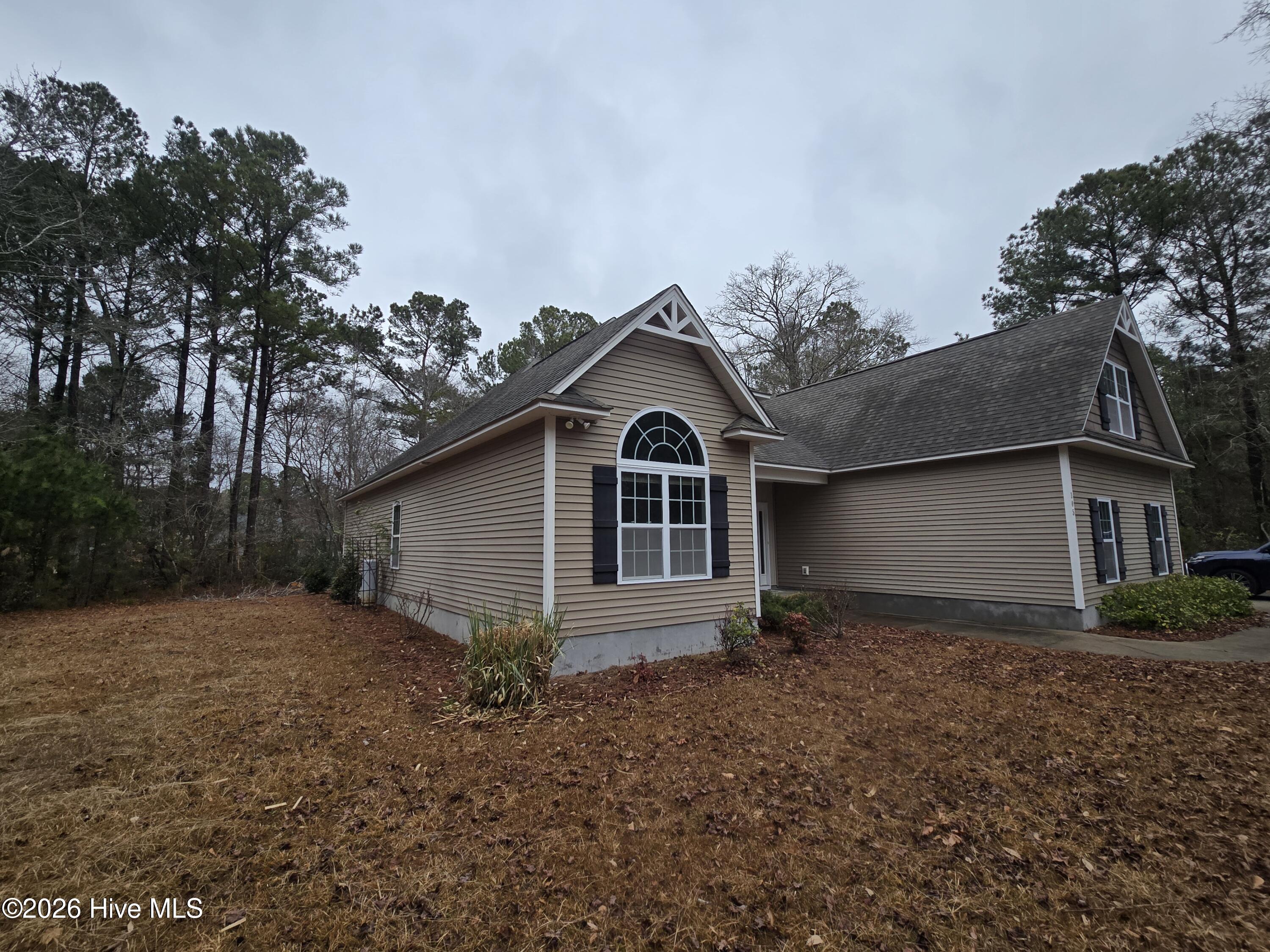 100547360 | Photo 40