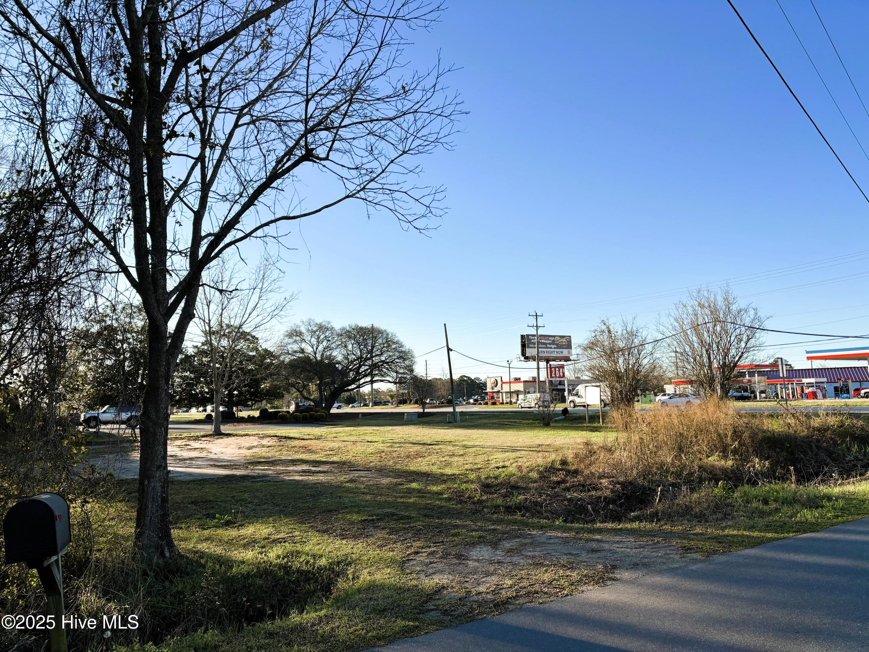 100 Leslie Lane, Swansboro, NC, 28584