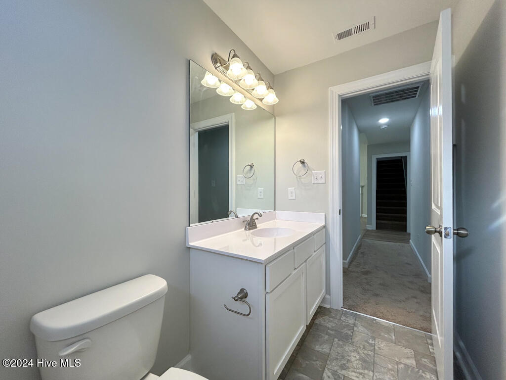 100539069 | Photo 25