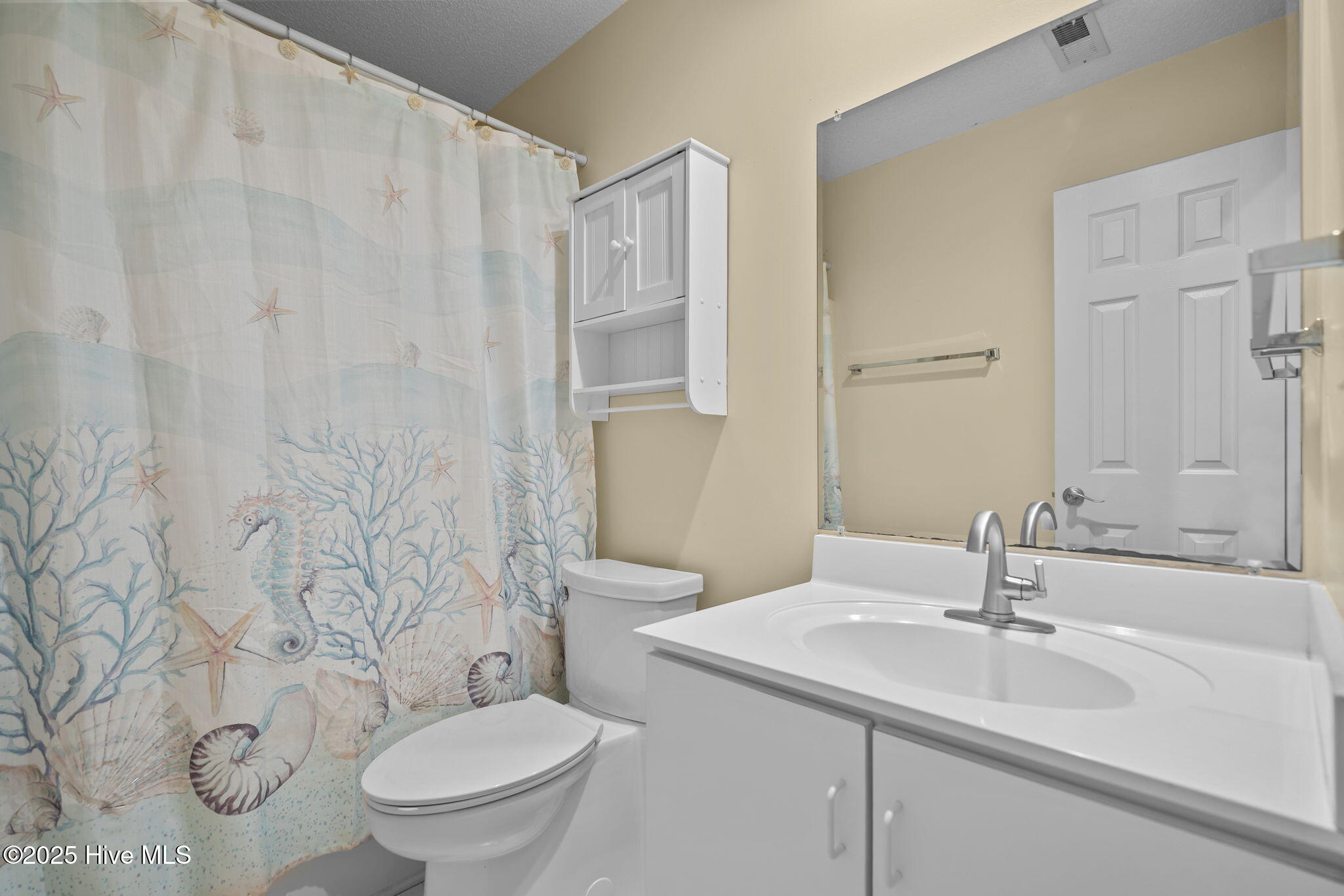 100544988 | Photo 37