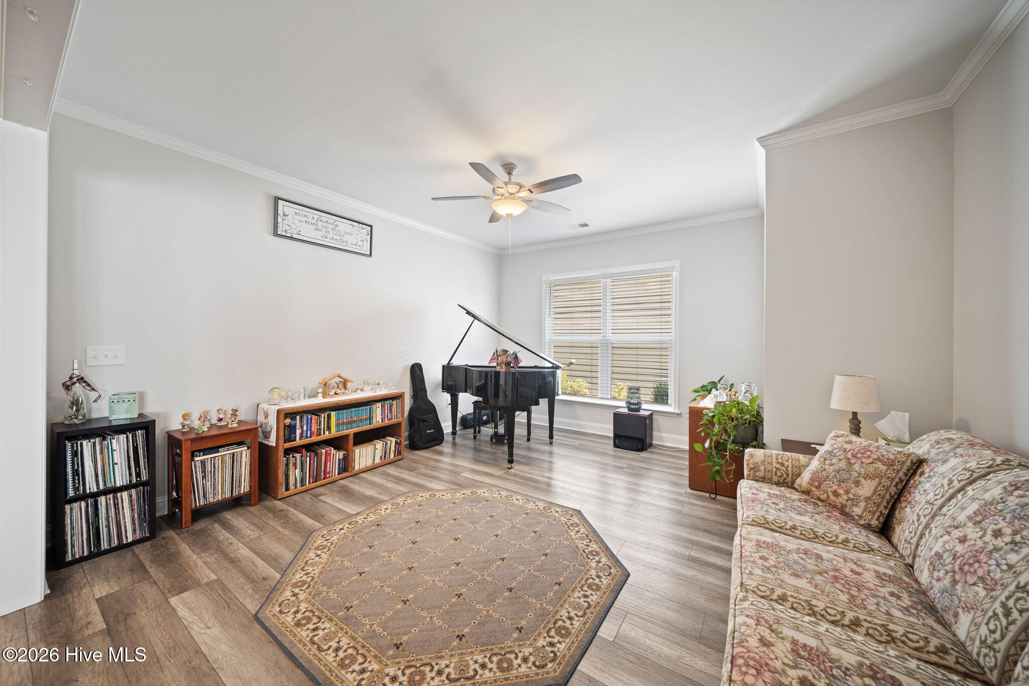 100564414 | Photo 20