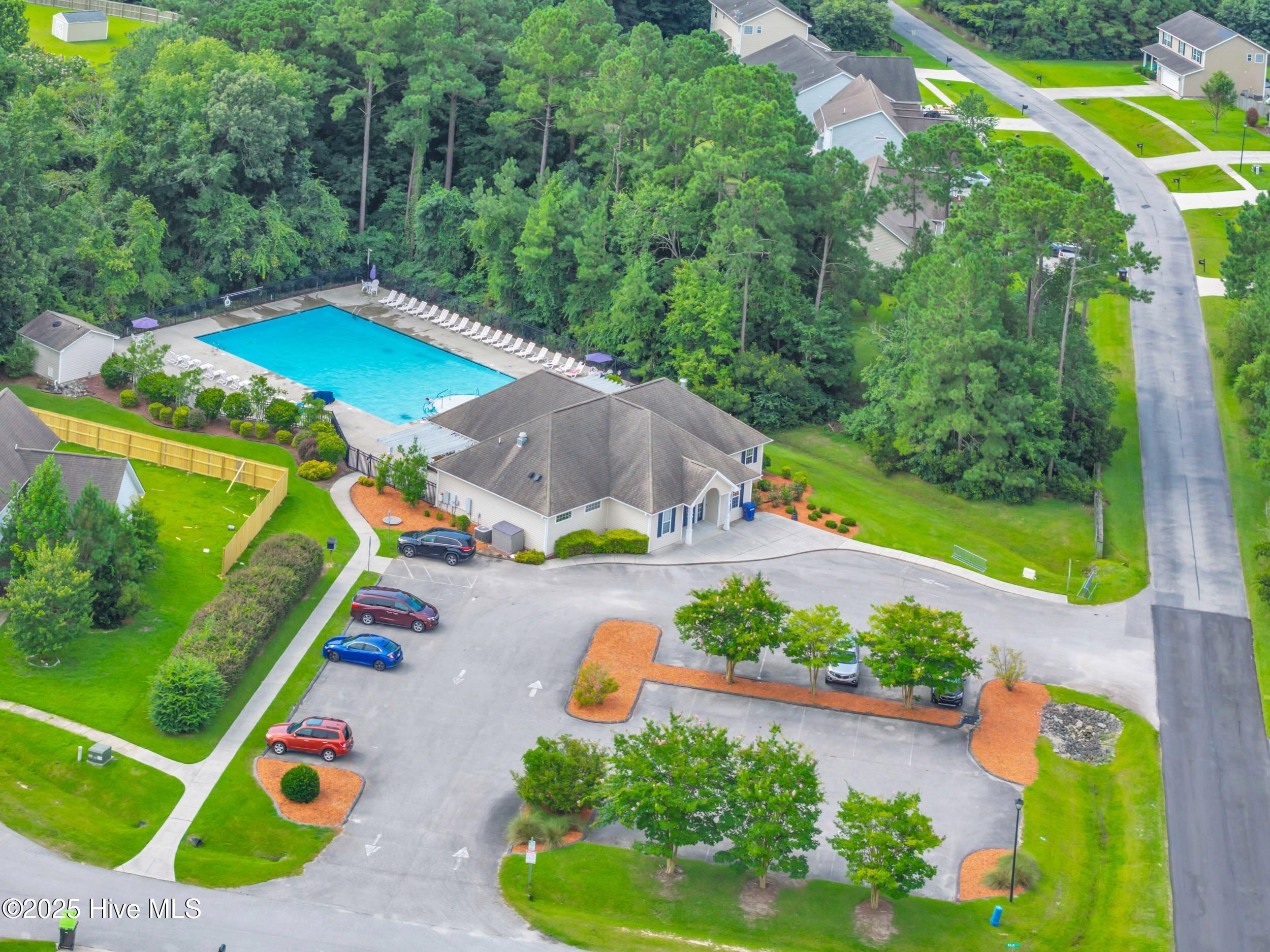 100522900 | Photo 55