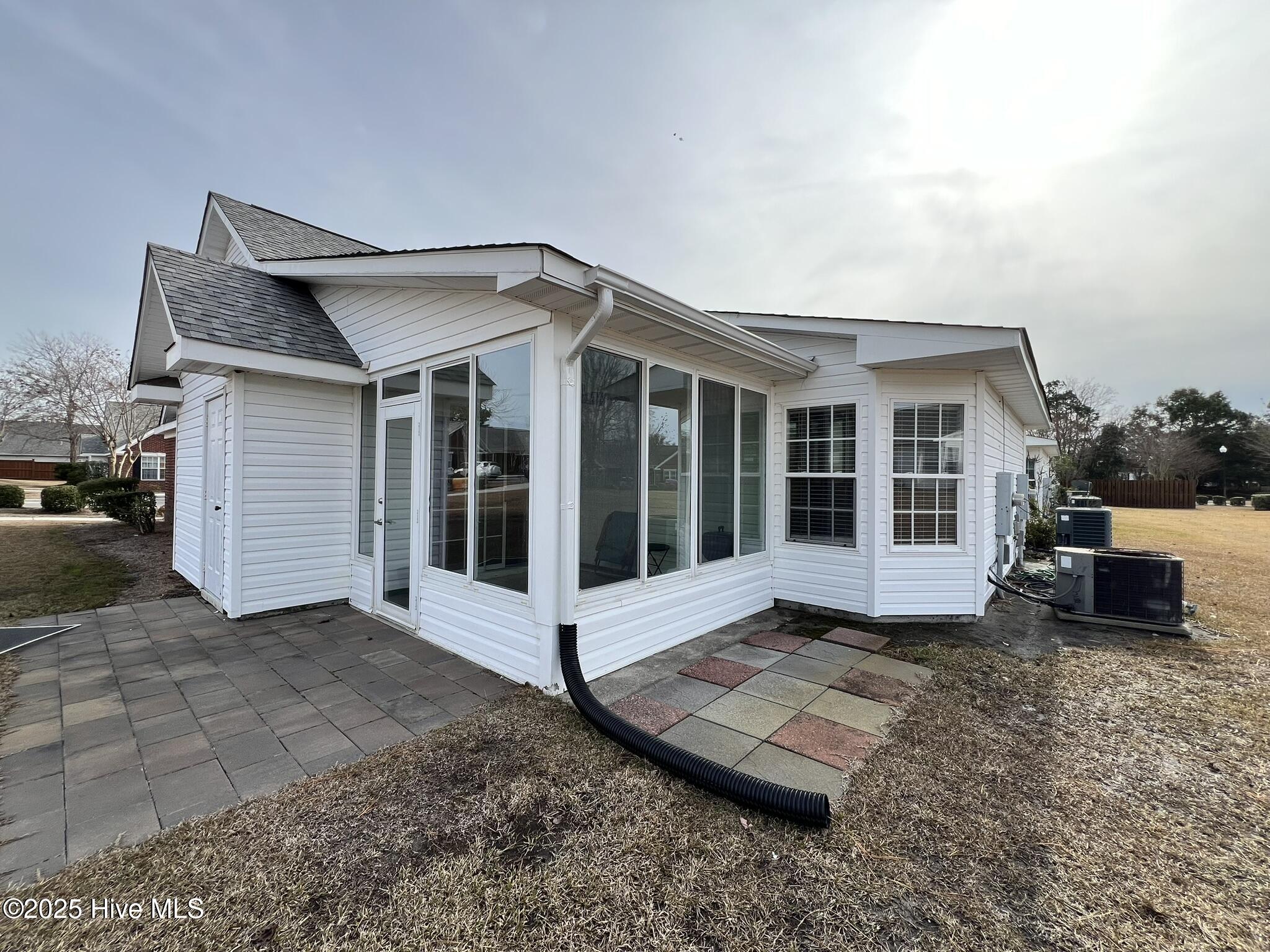 100545915 | Photo 14